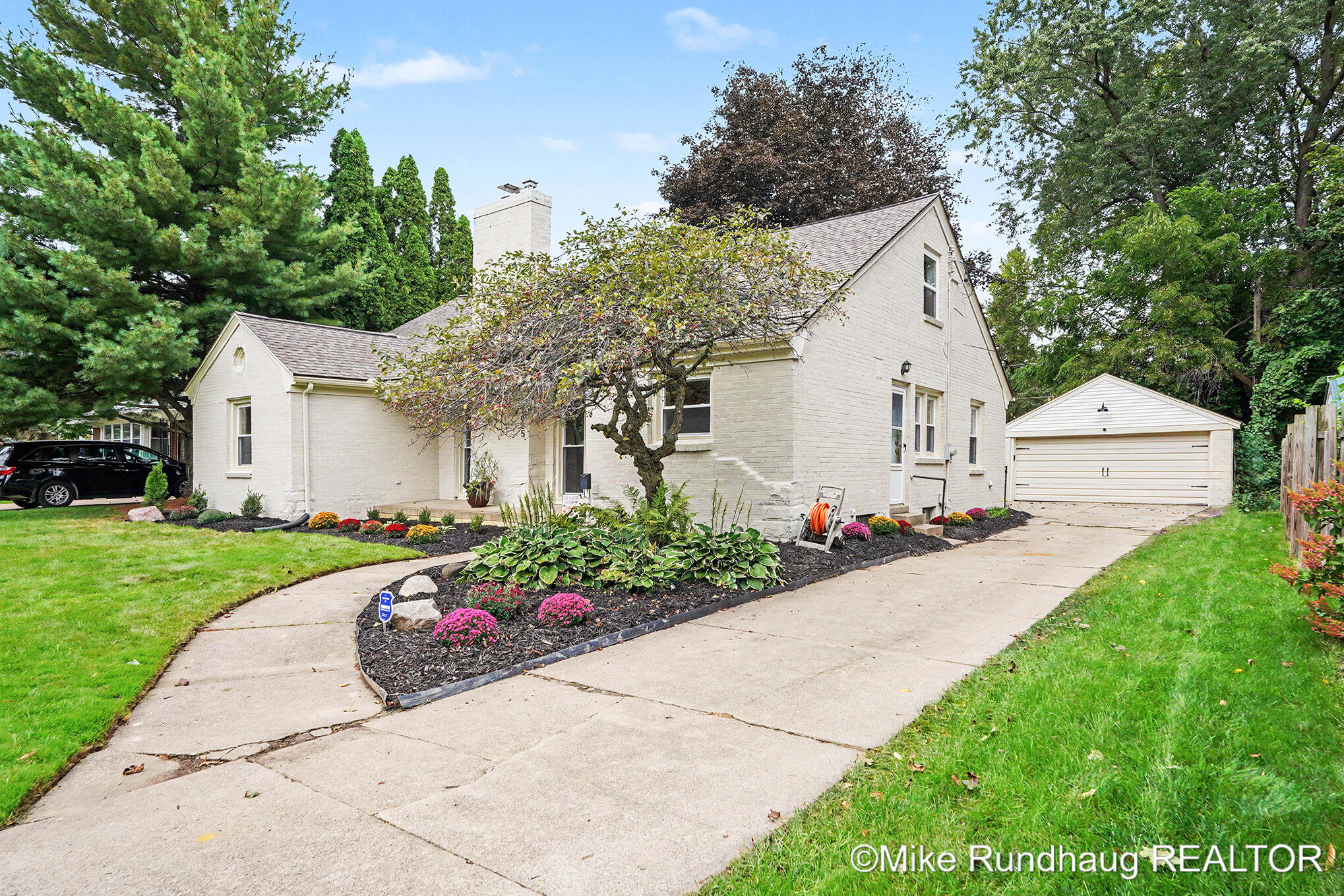 1625 Oswego Street NW Grand Rapids MI 49504