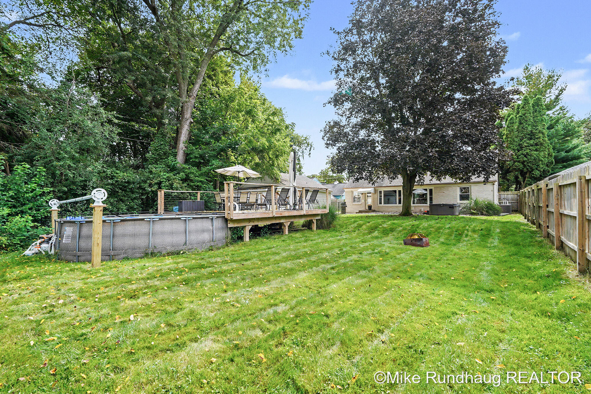 1625 Oswego Street NW Grand Rapids MI 49504