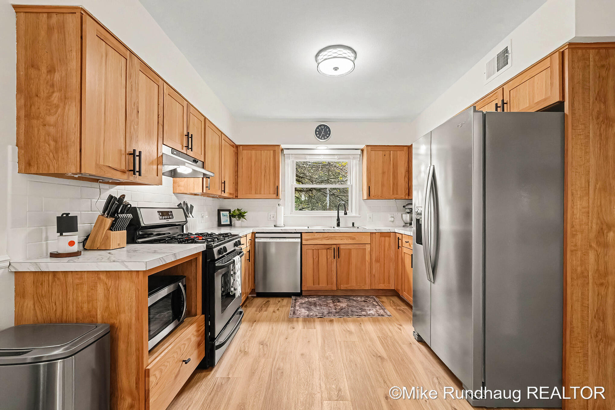 1625 Oswego Street NW Grand Rapids MI 49504