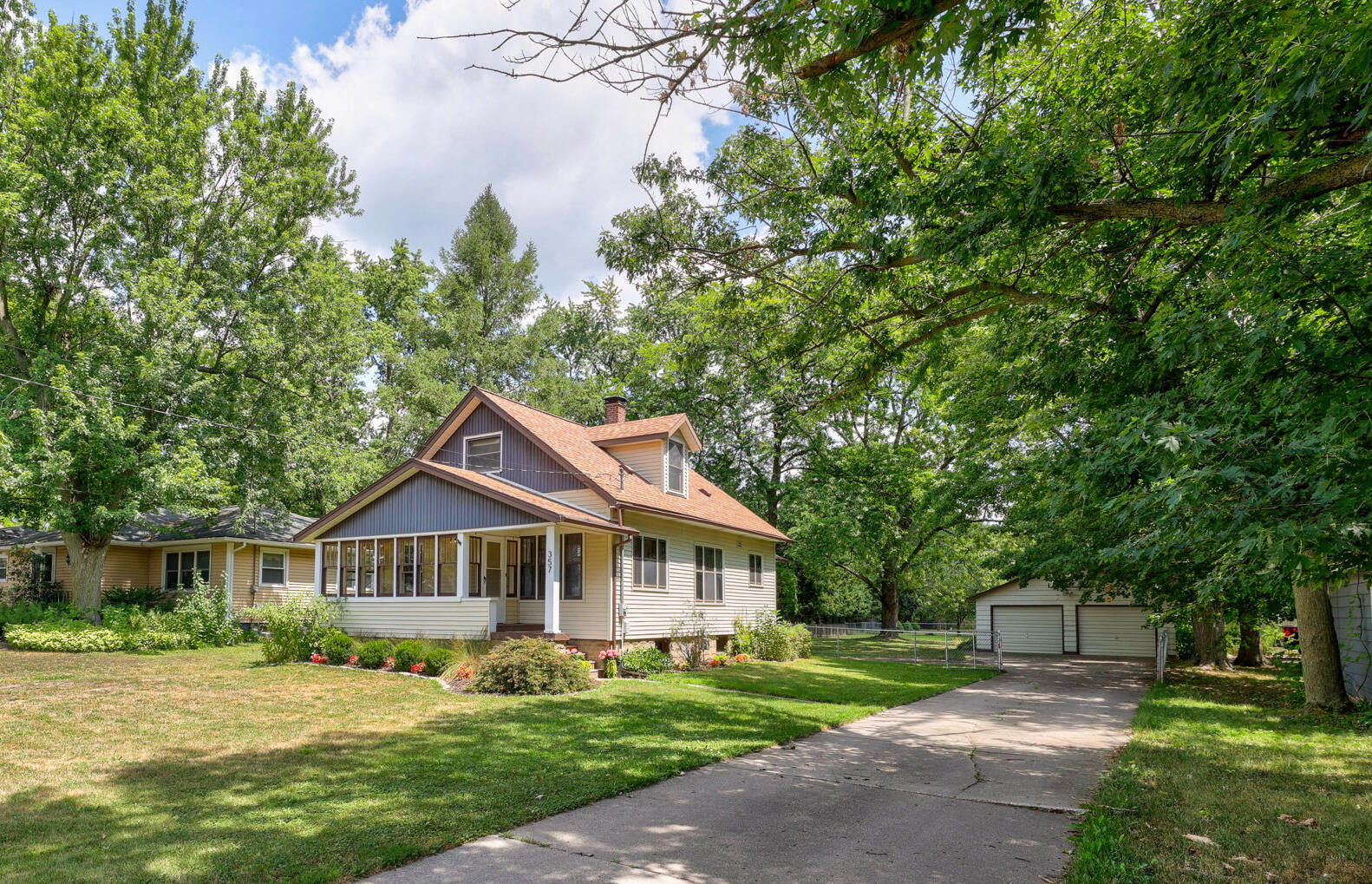 357 N State Street Zeeland MI 49464