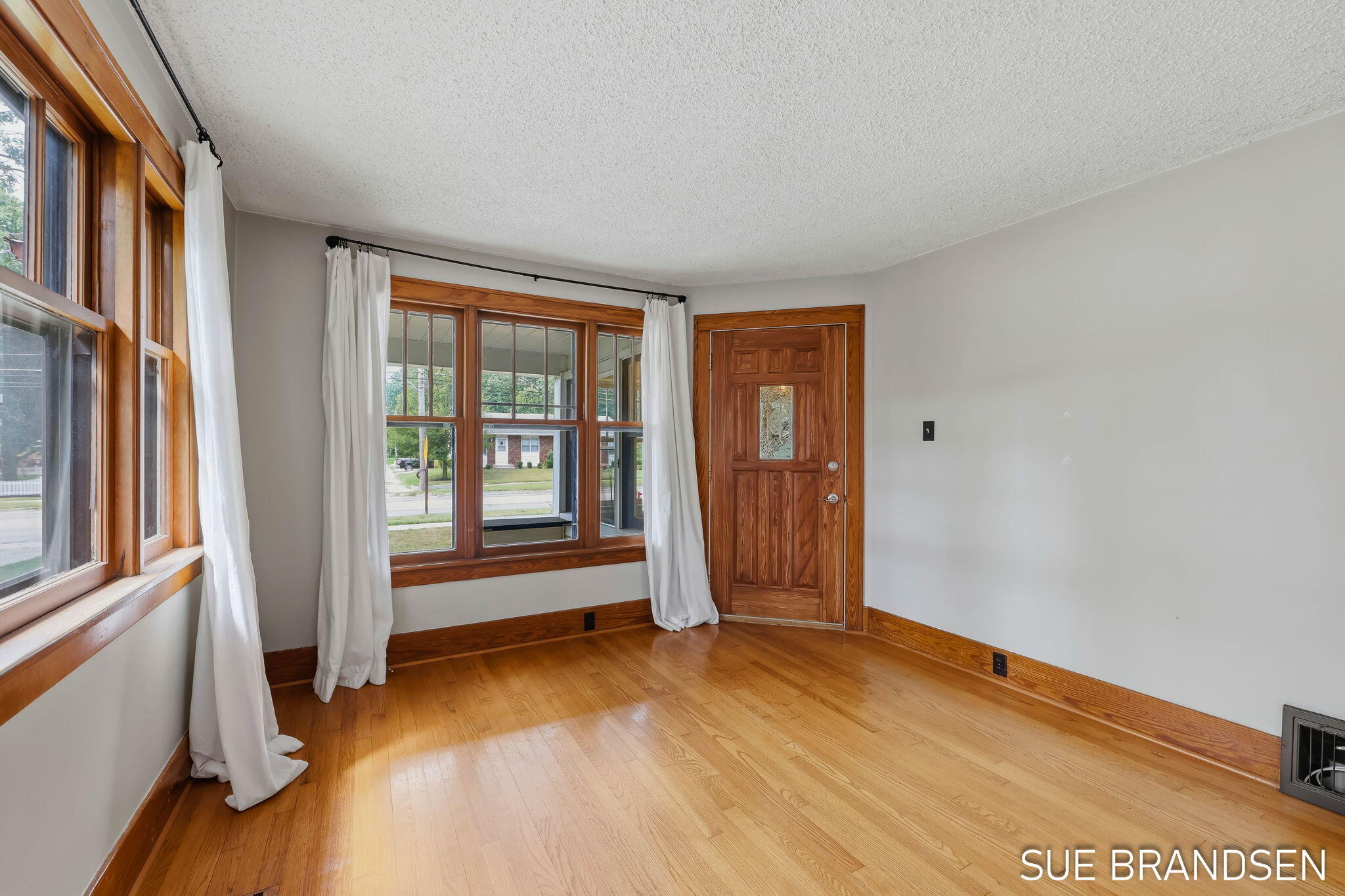 357 N State Street Zeeland MI 49464