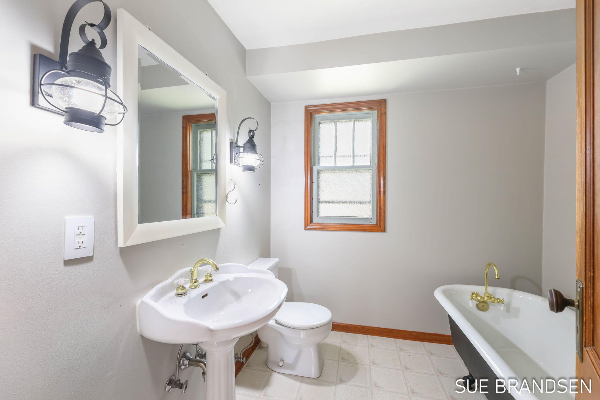 357 N State Street Zeeland MI 49464
