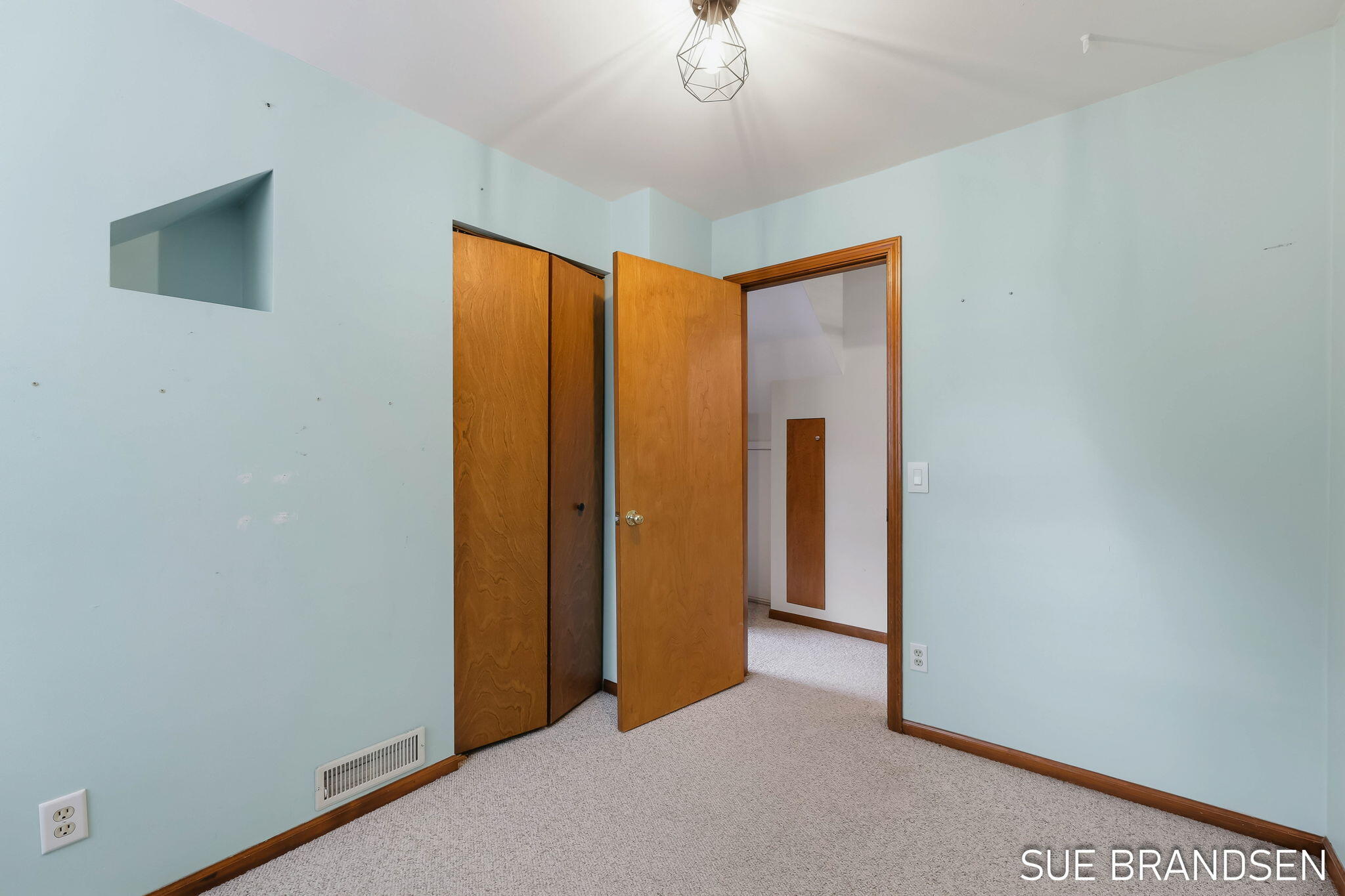 357 N State Street Zeeland MI 49464
