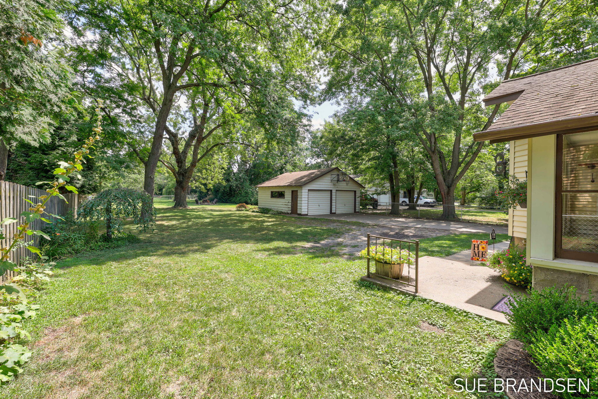 357 N State Street Zeeland MI 49464