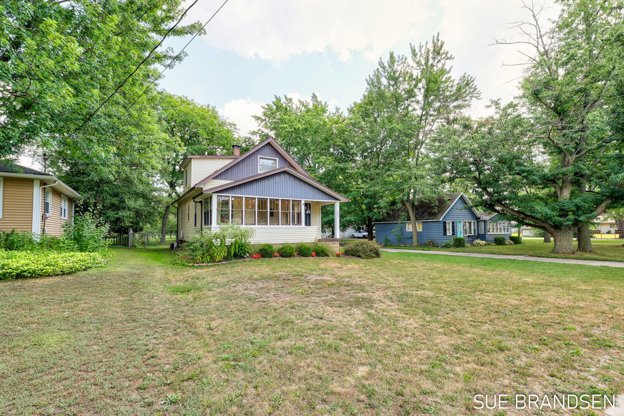 357 N State Street Zeeland MI 49464