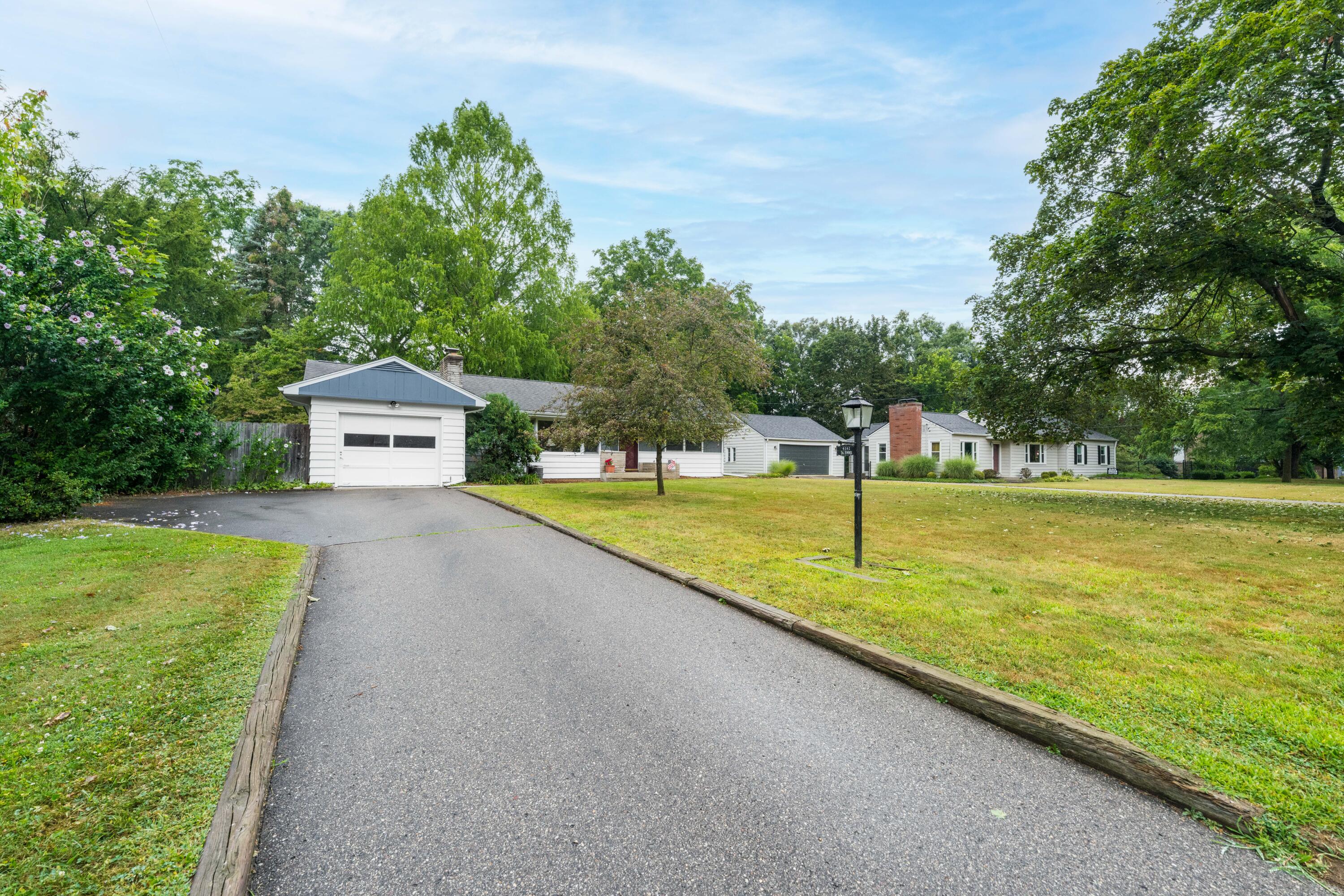 4342 Old Colony Road Kalamazoo MI 49008