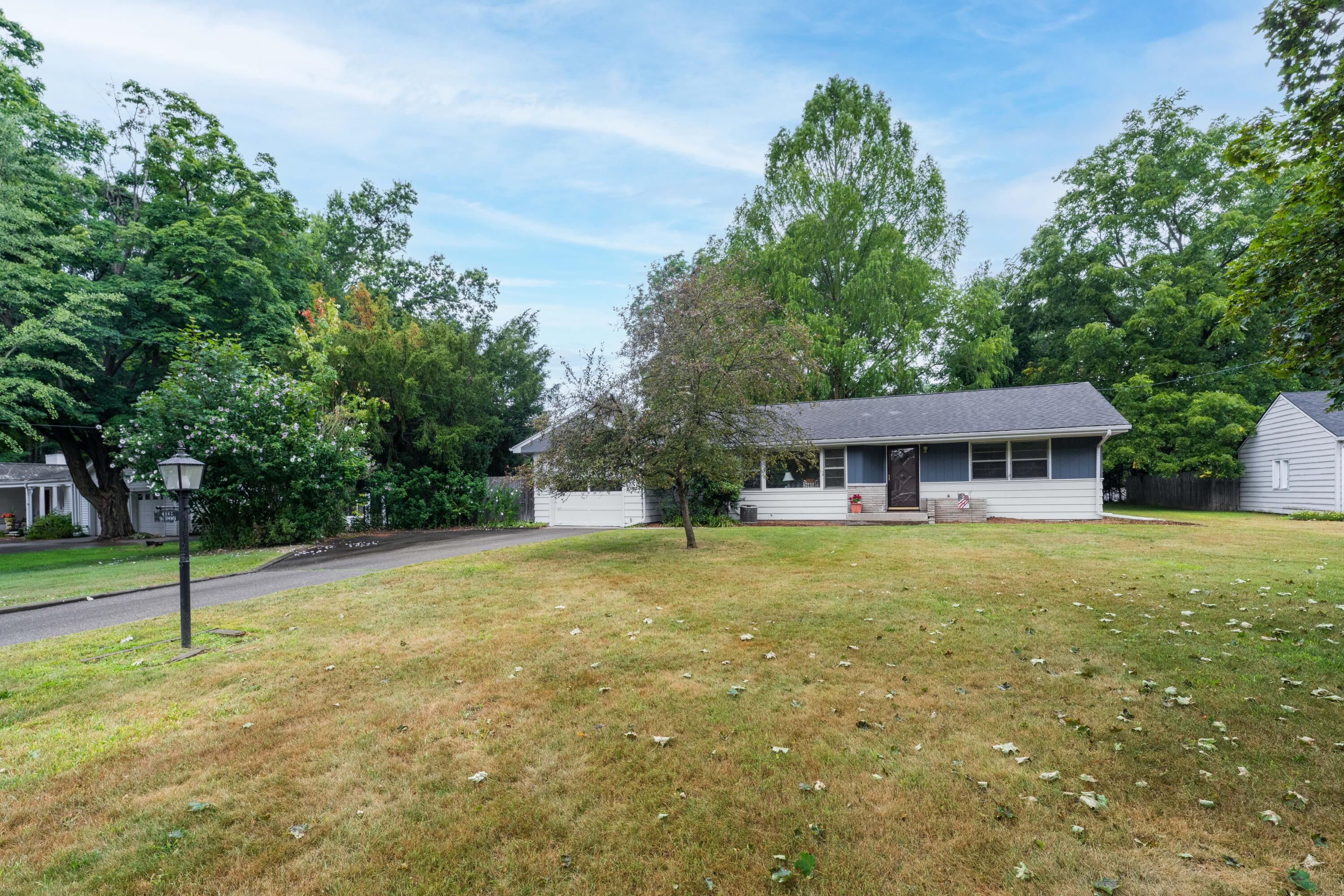 4342 Old Colony Road Kalamazoo MI 49008