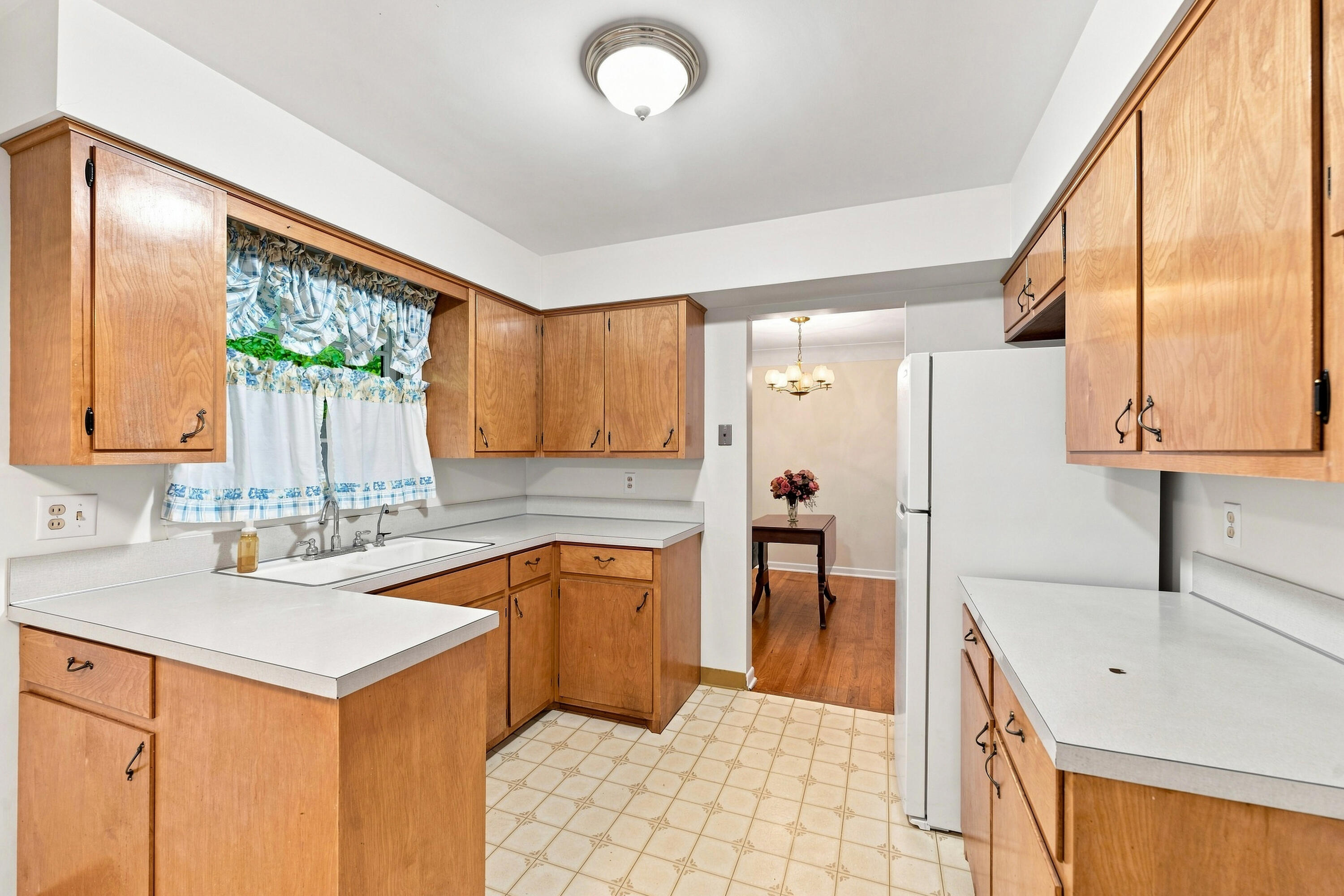 4342 Old Colony Road Kalamazoo MI 49008