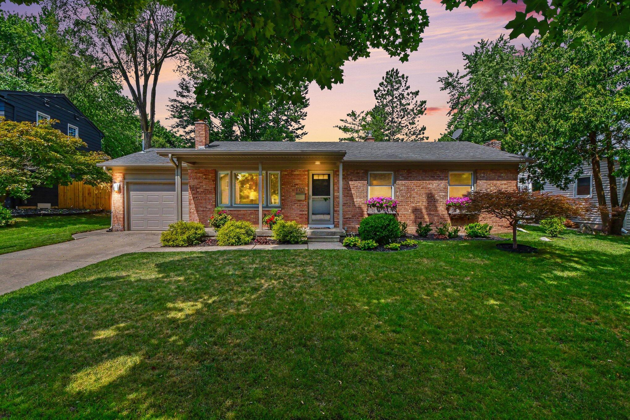1701 Whitfield Road SE Grand Rapids MI 49506