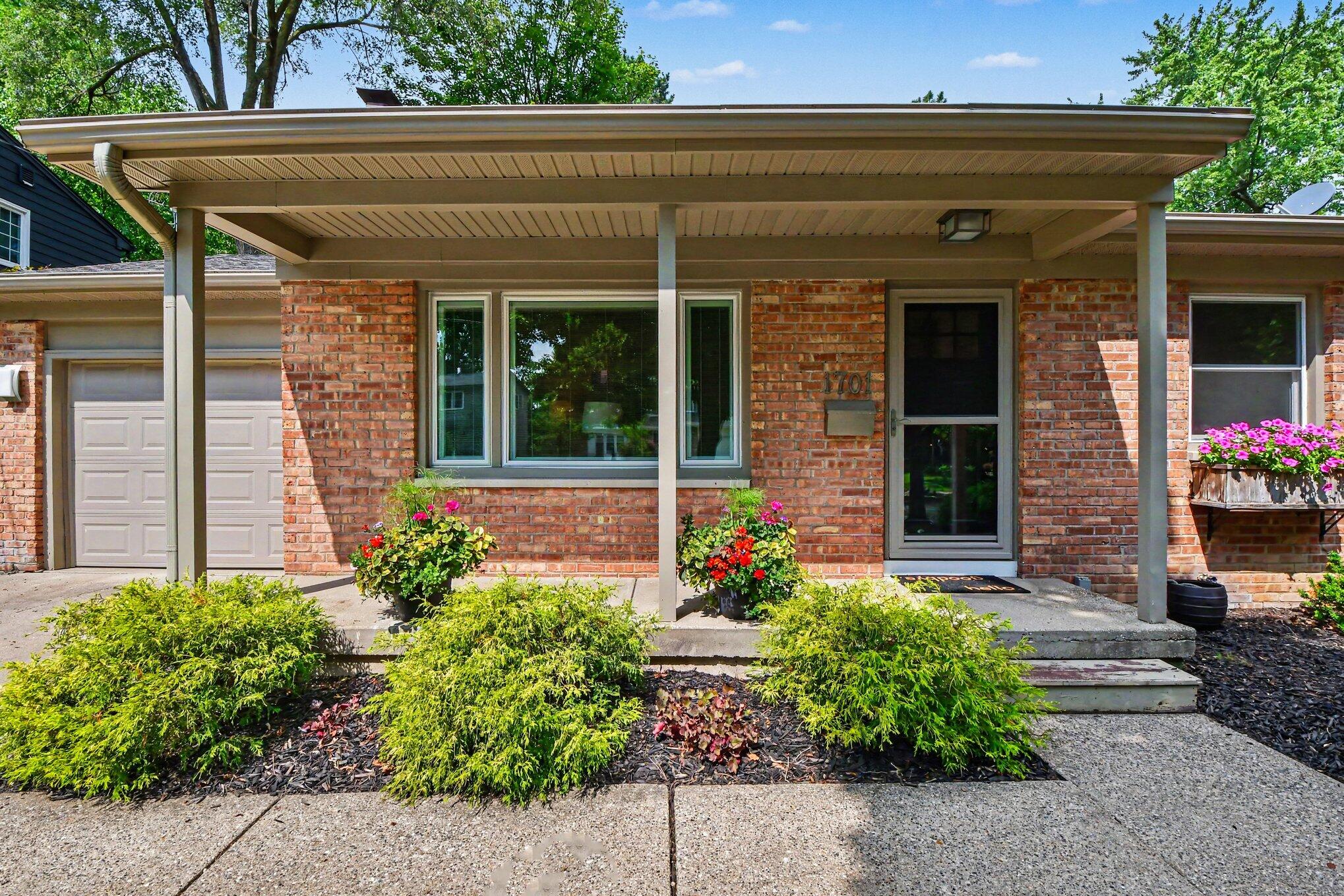 1701 Whitfield Road SE Grand Rapids MI 49506