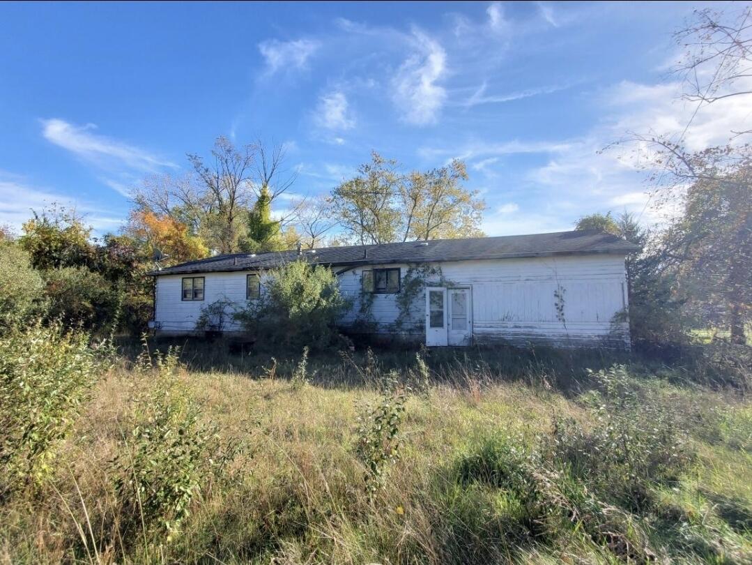 1825 Roberts Avenue Benton Harbor MI 49022