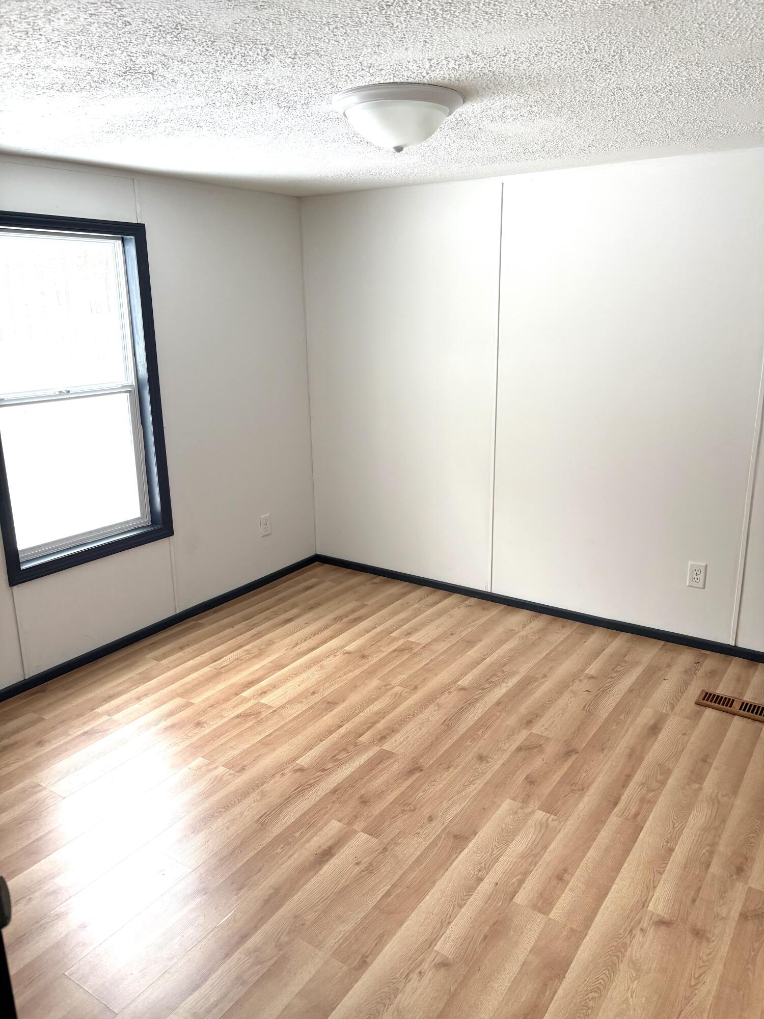 1759 Grant Drive Allegan MI 49010