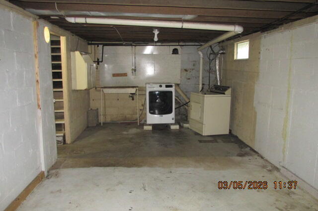 231 E 16th Street Holland MI 49423