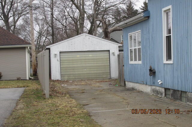 231 E 16th Street Holland MI 49423