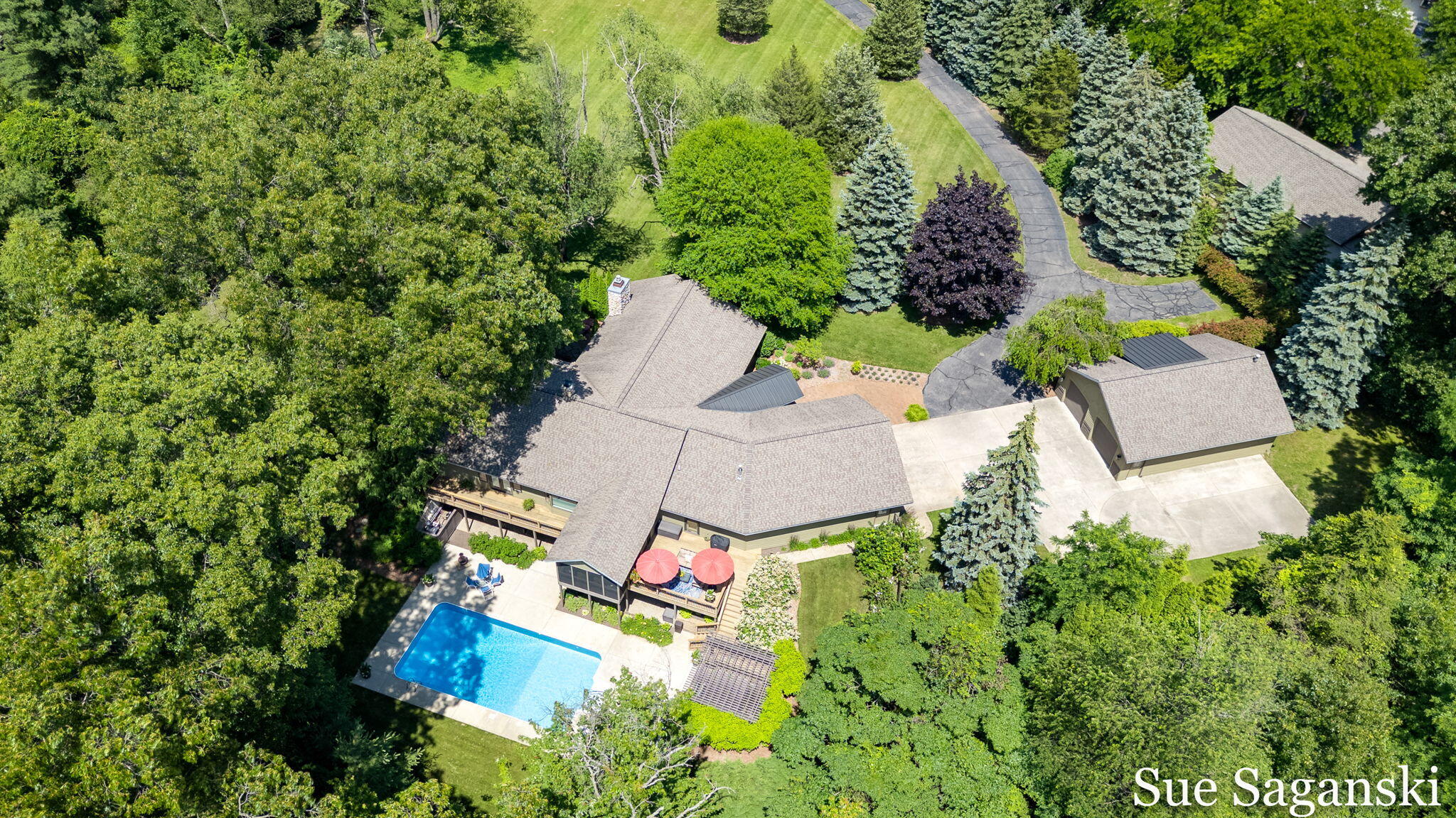 6514 Creekwood Drive Holland MI 49423