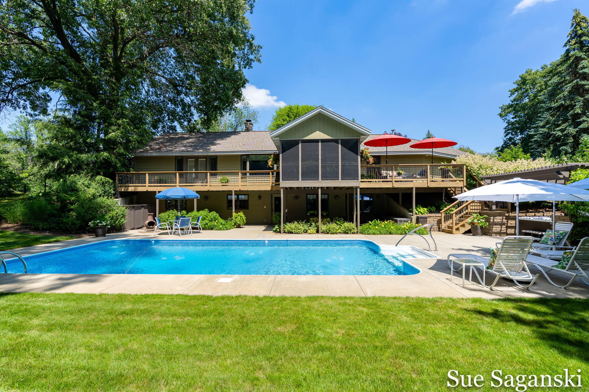 6514 Creekwood Drive Holland MI 49423