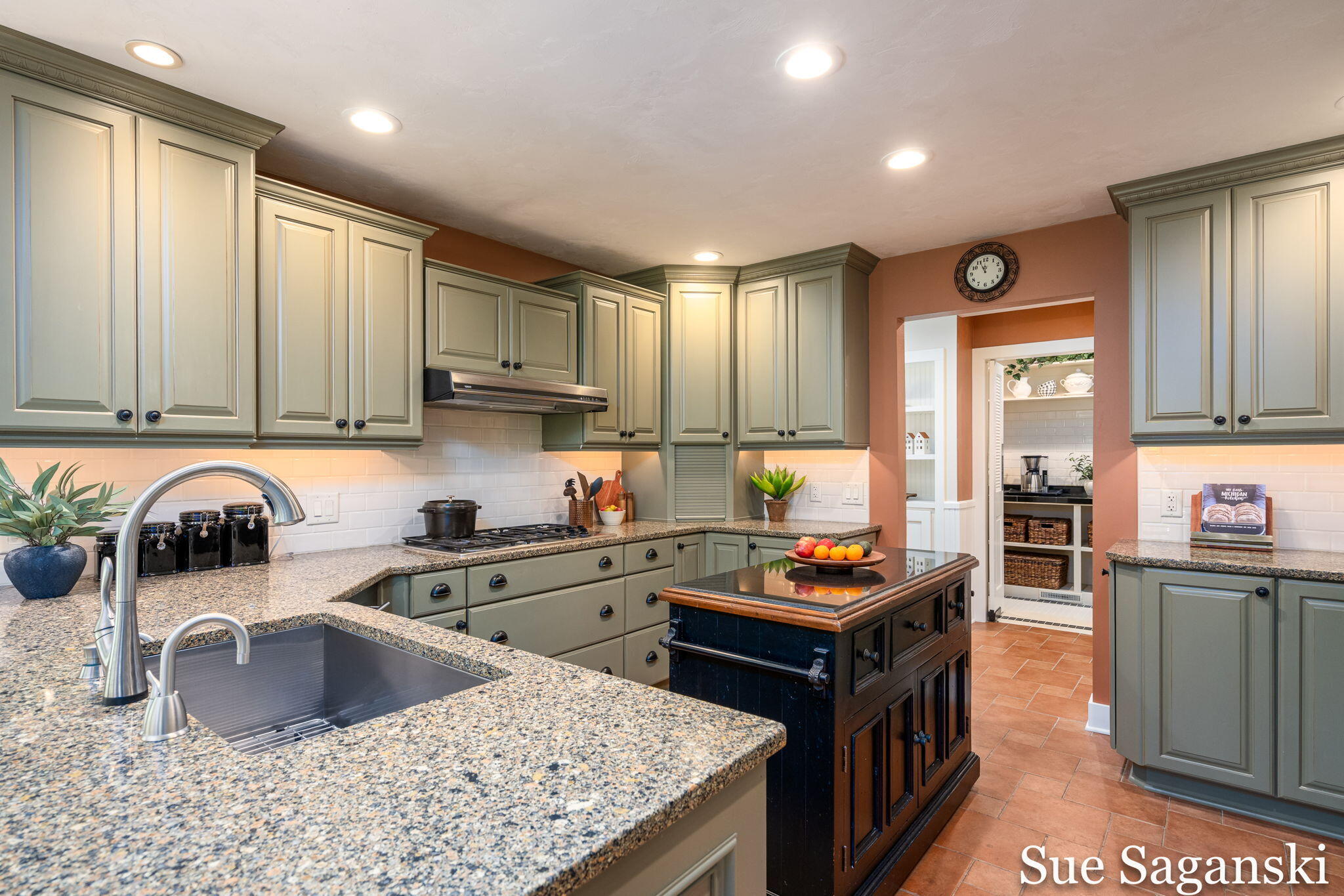6514 Creekwood Drive Holland MI 49423