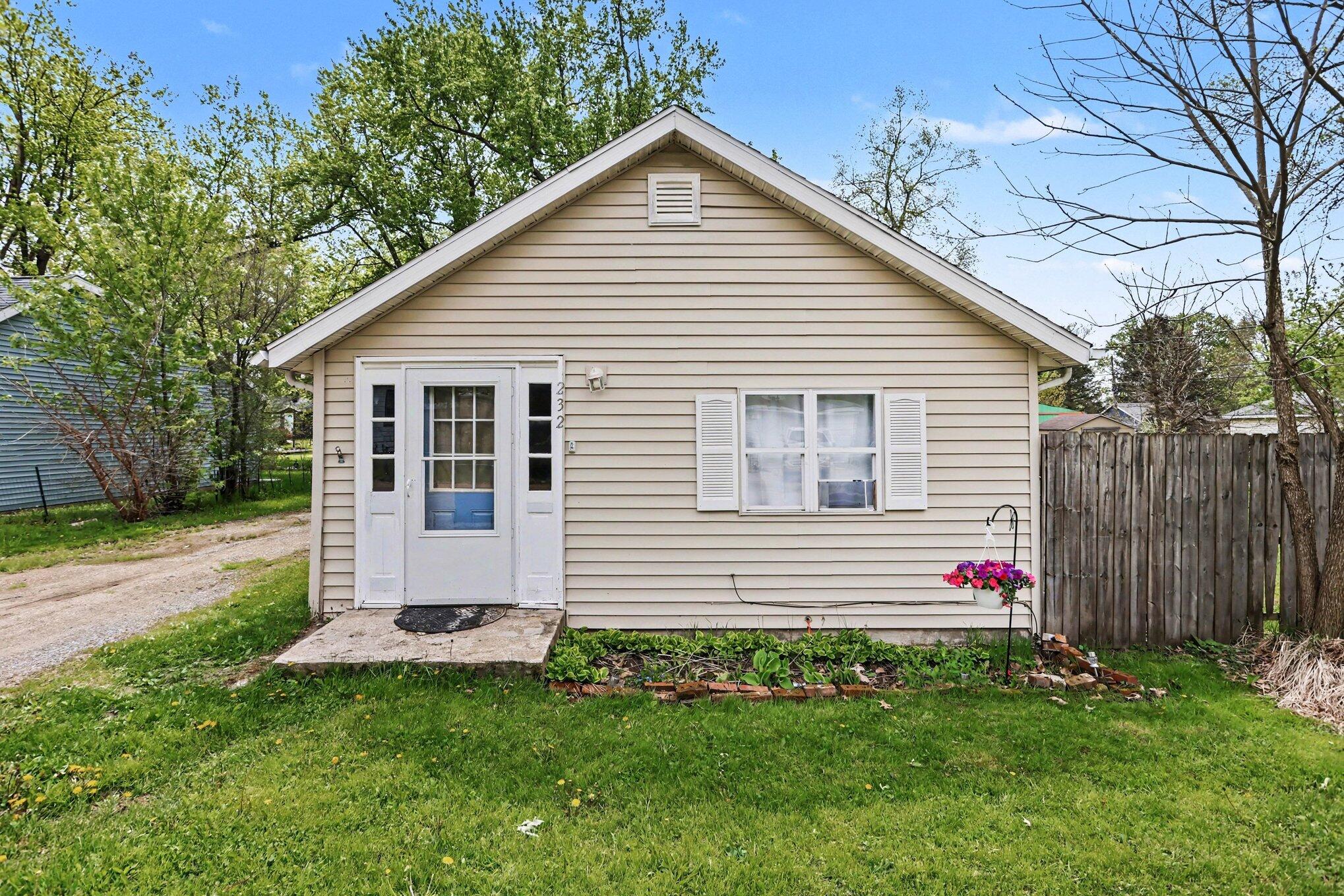 232 Sorin Street Niles MI 49120