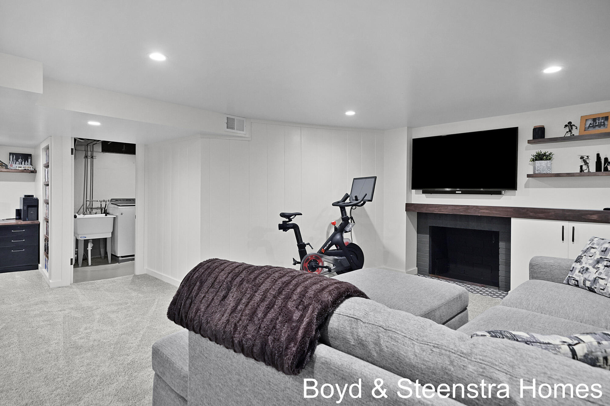 1629 Sylvan Avenue SE Grand Rapids MI 49506