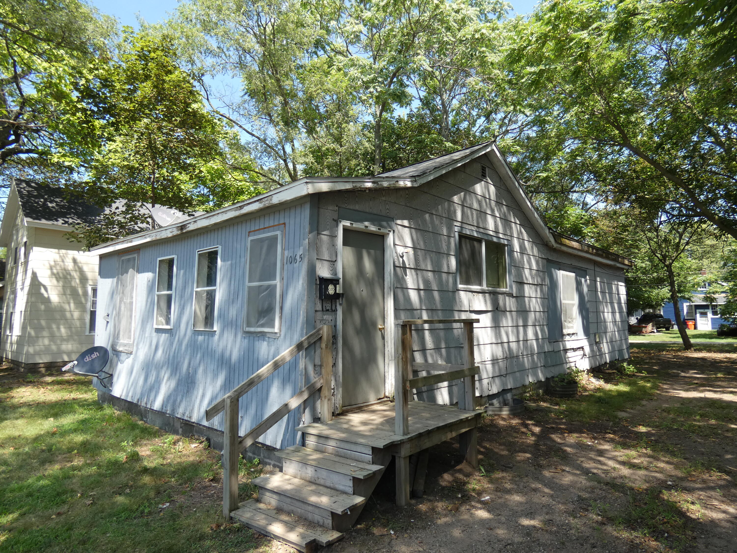 1065 Superior Street Benton Harbor MI 49022