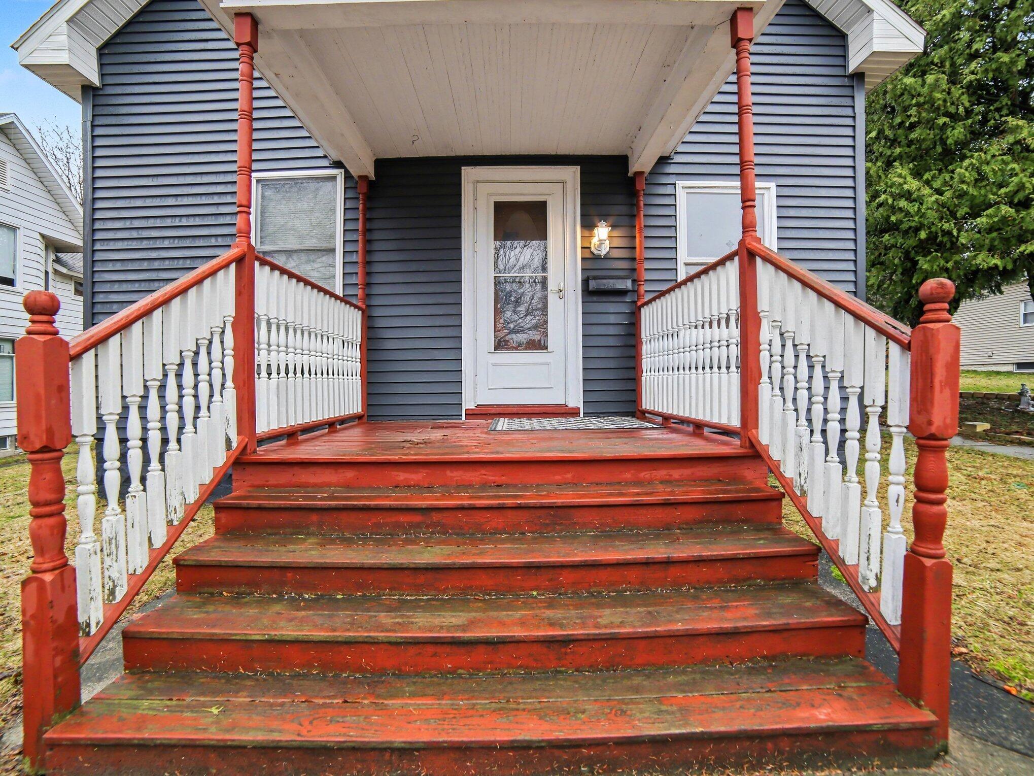 504 Third Street Ludington MI 49431