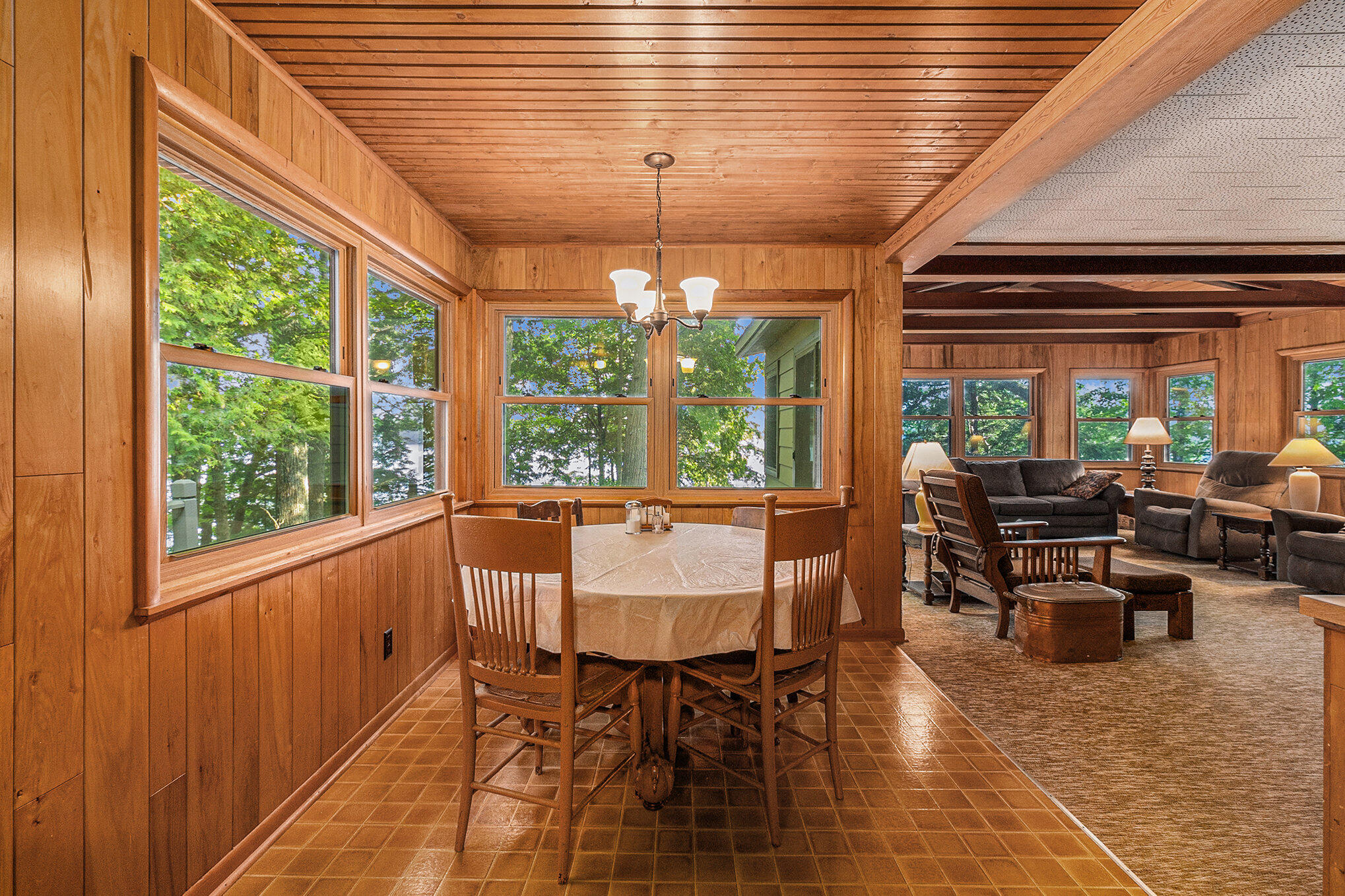 6253 Loggers Lane Ludington MI 49431