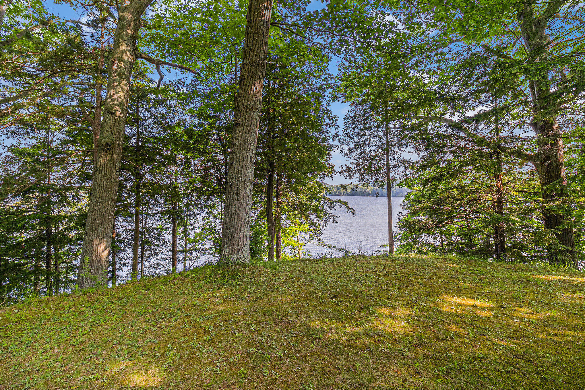 6253 Loggers Lane Ludington MI 49431