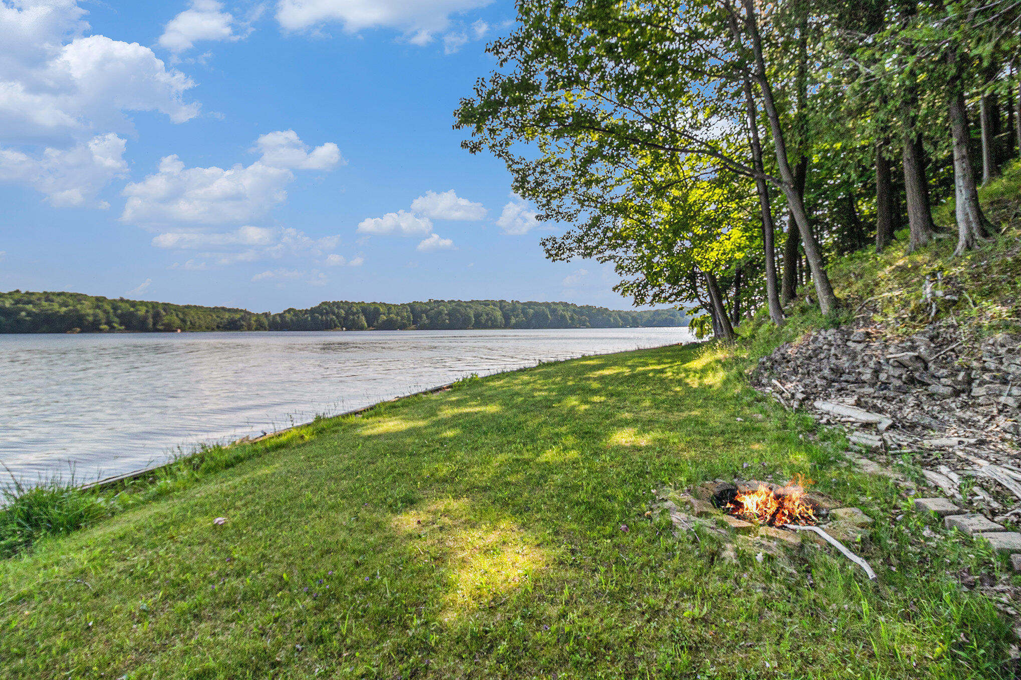 6253 Loggers Lane Ludington MI 49431