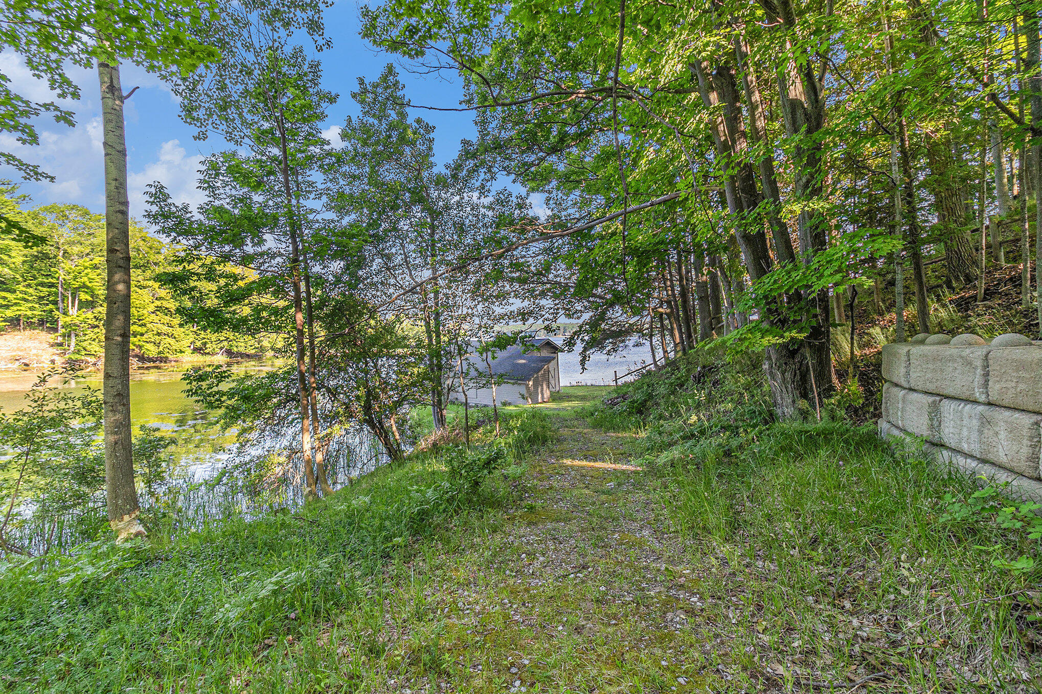 6253 Loggers Lane Ludington MI 49431