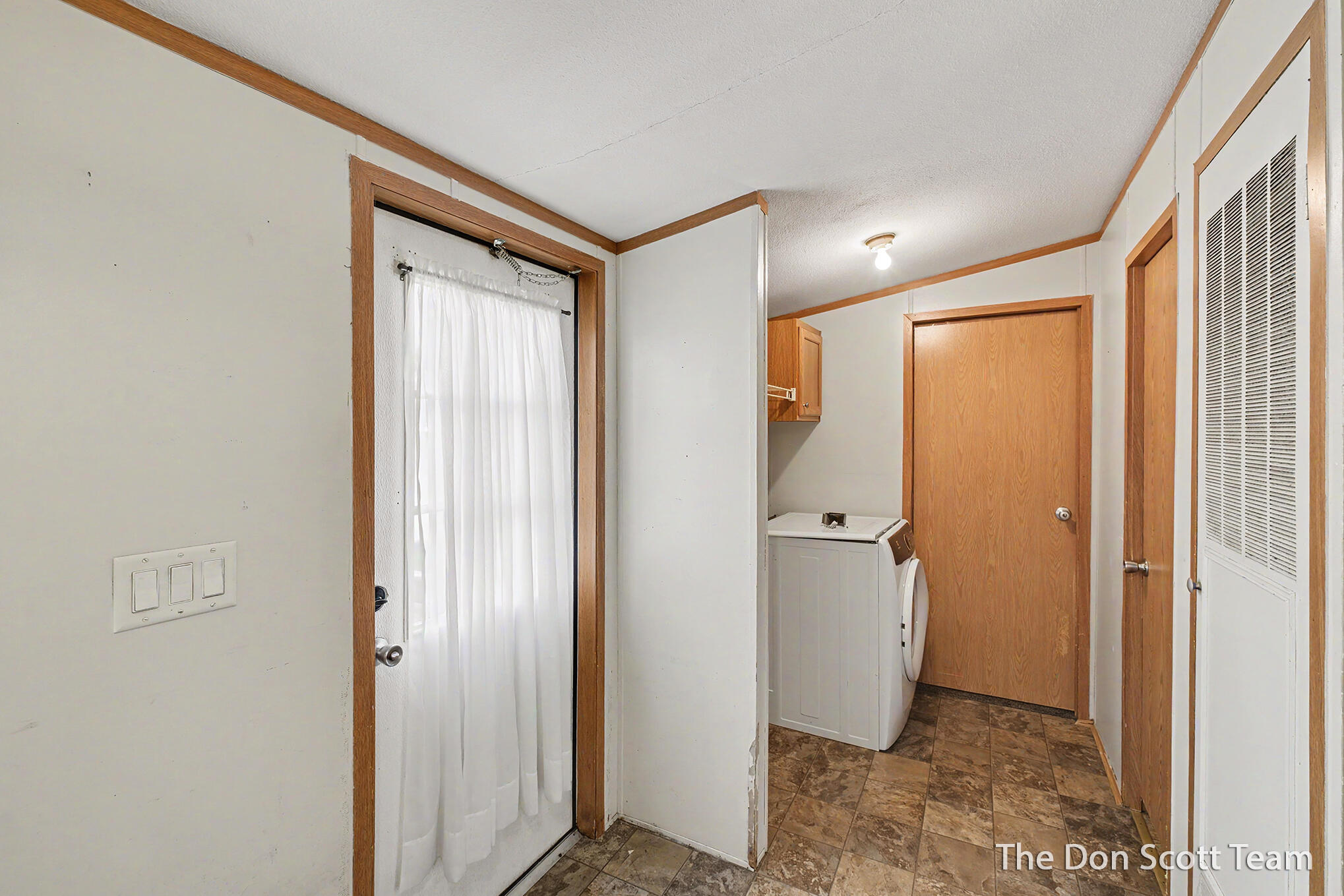 3662 Mount Blanc Street NW Grand Rapids MI 49544