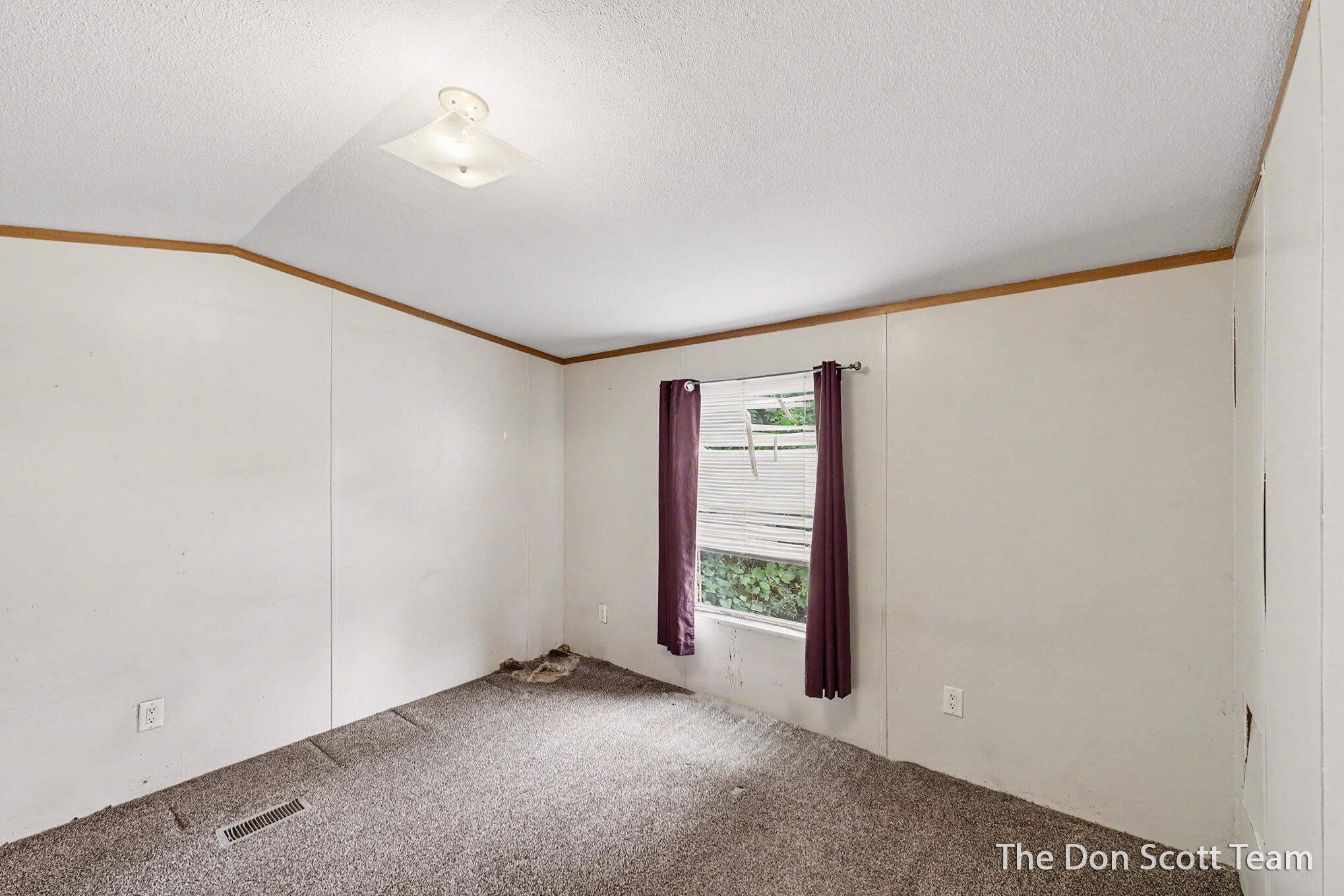 3662 Mount Blanc Street NW Grand Rapids MI 49544