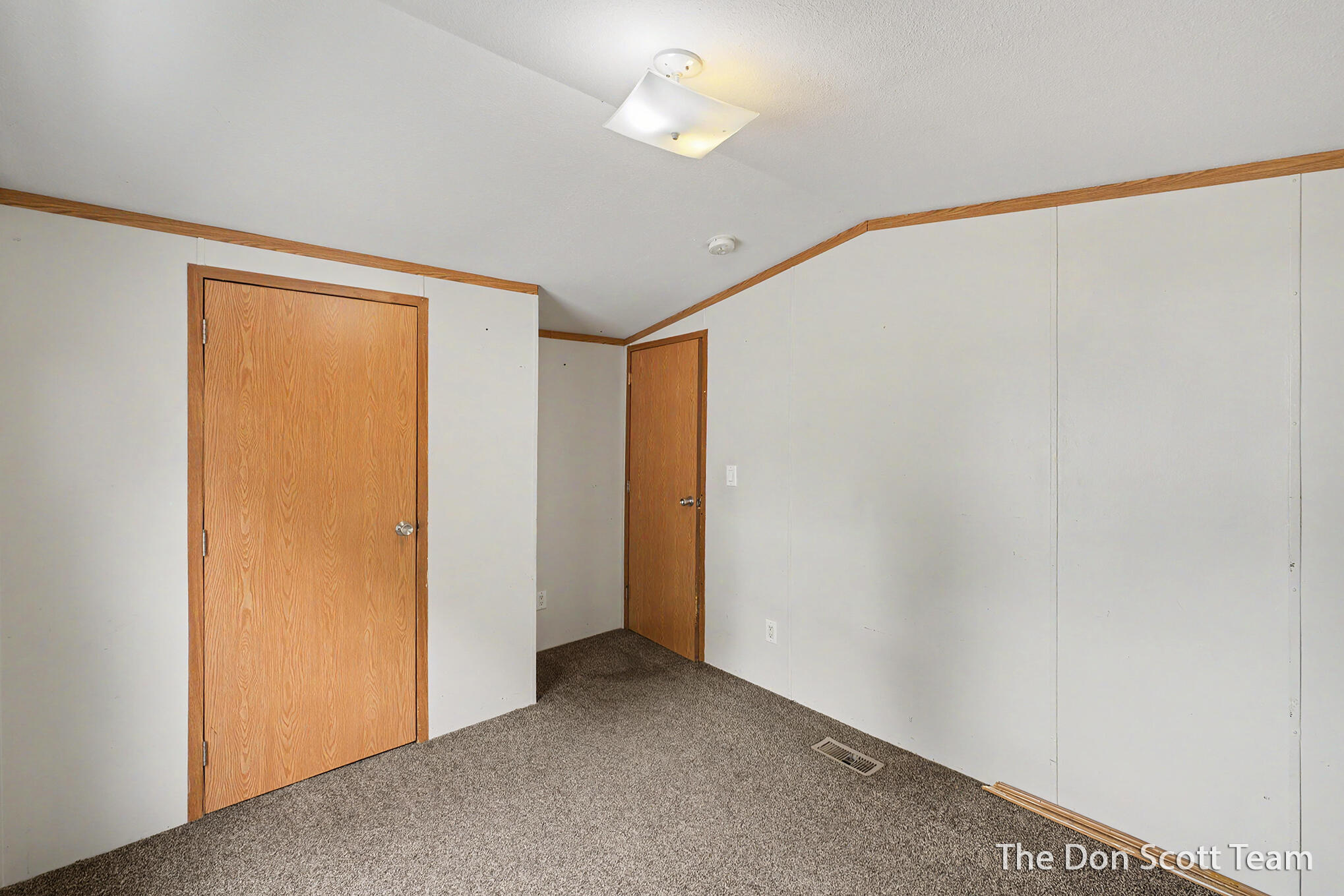 3662 Mount Blanc Street NW Grand Rapids MI 49544