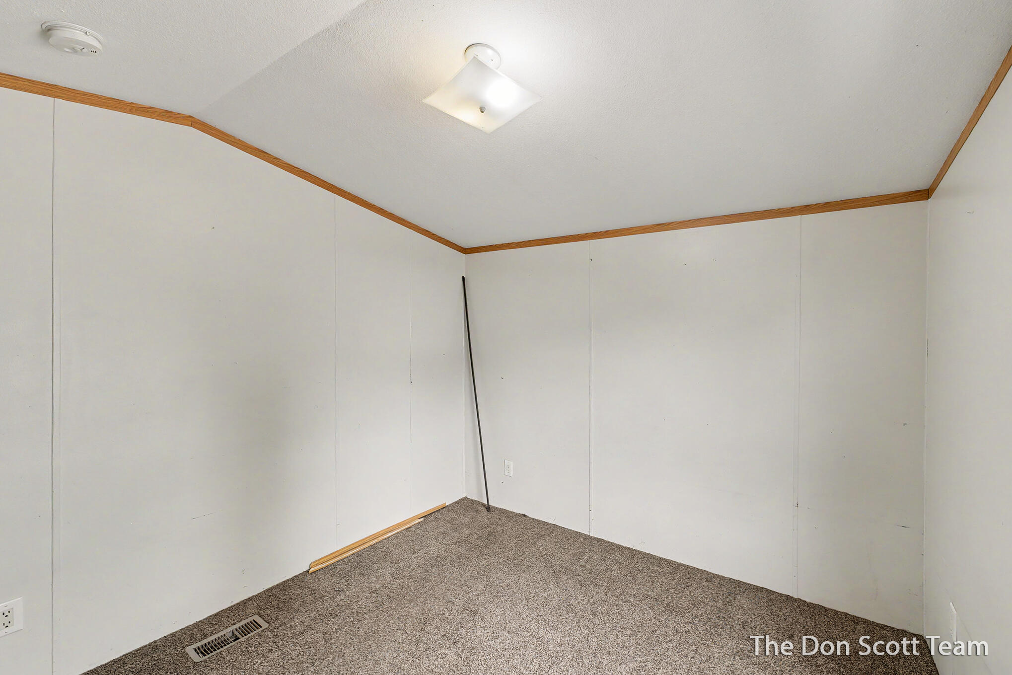 3662 Mount Blanc Street NW Grand Rapids MI 49544