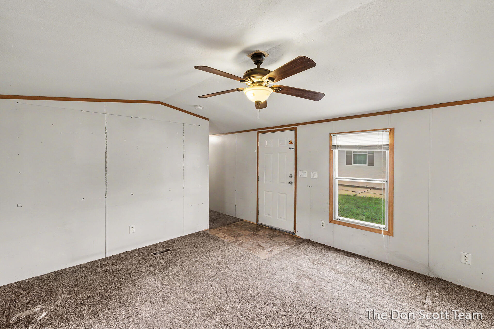 3662 Mount Blanc Street NW Grand Rapids MI 49544
