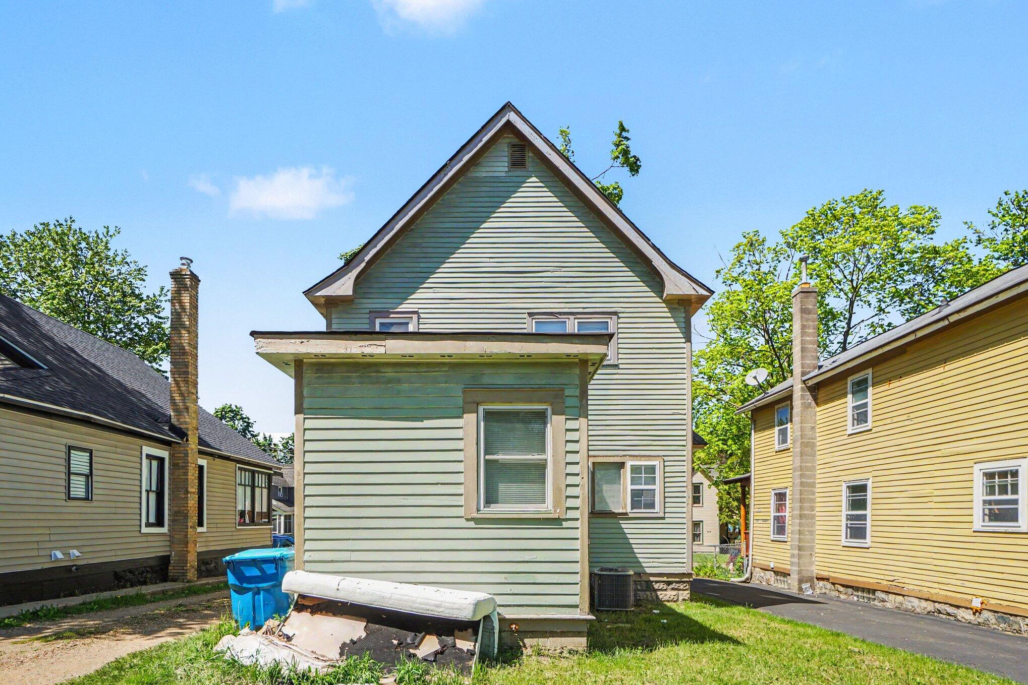 719 Mccourtie Street Kalamazoo MI 49008