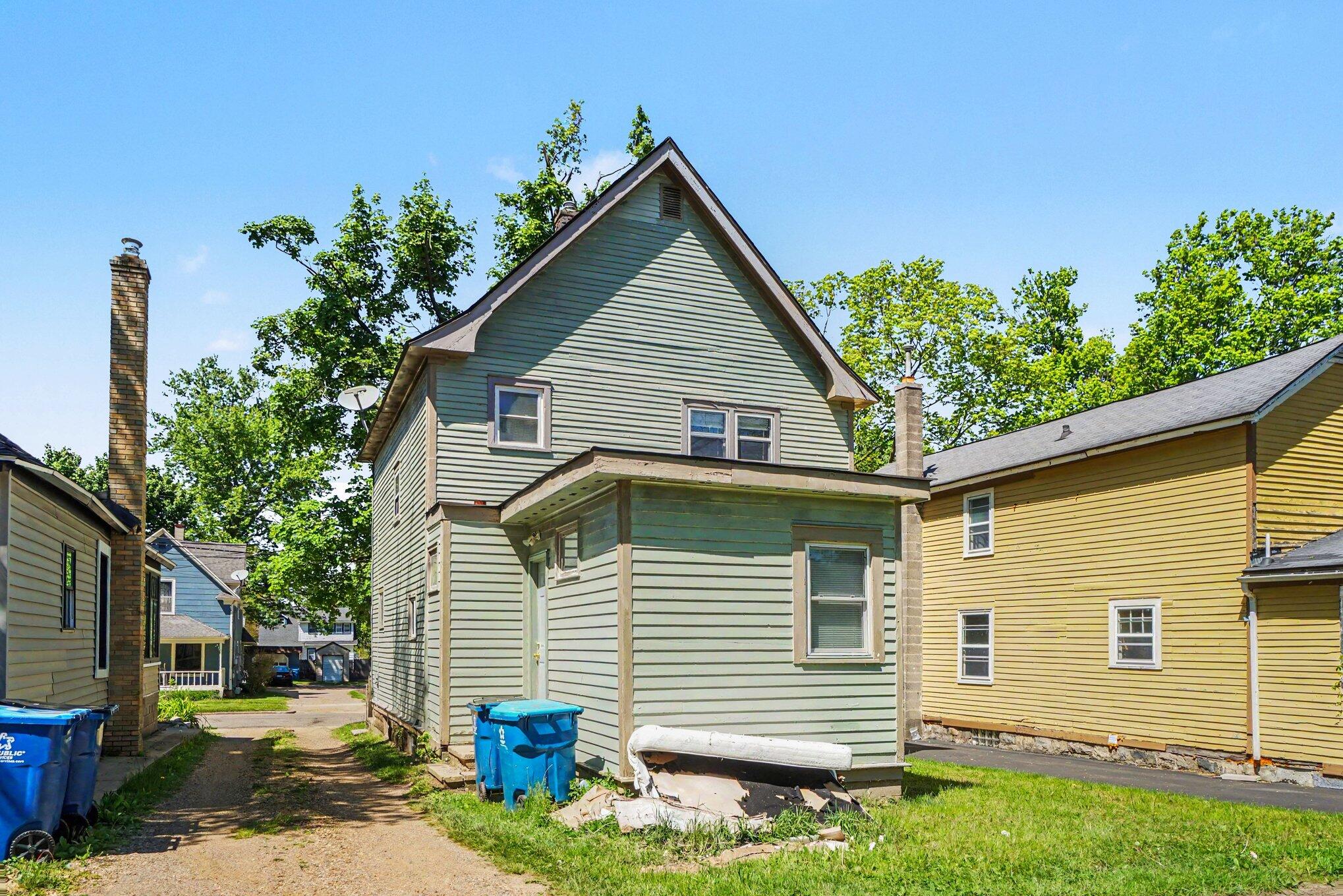 719 Mccourtie Street Kalamazoo MI 49008