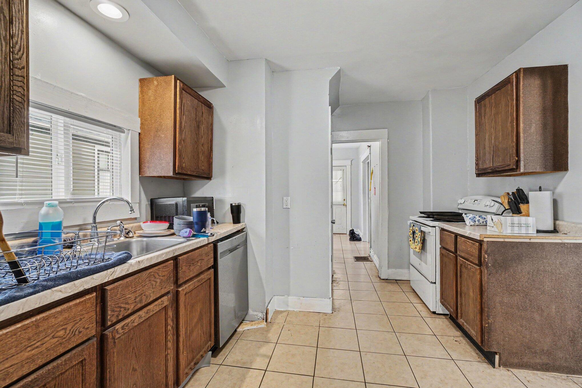 719 Mccourtie Street Kalamazoo MI 49008