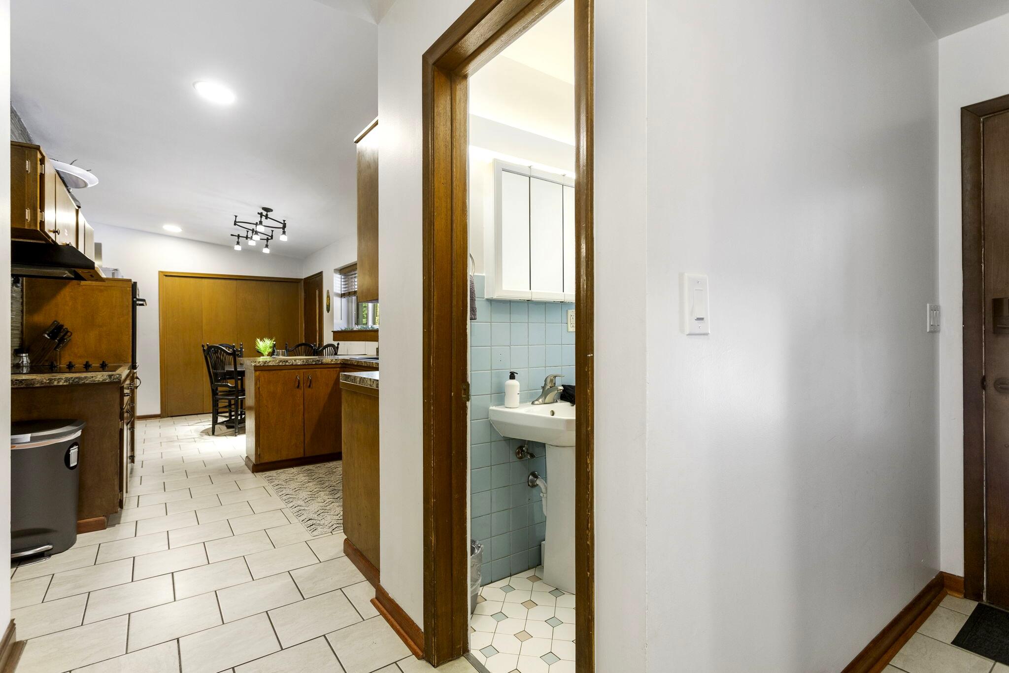 2878 W Bundy Road Coloma MI 49038