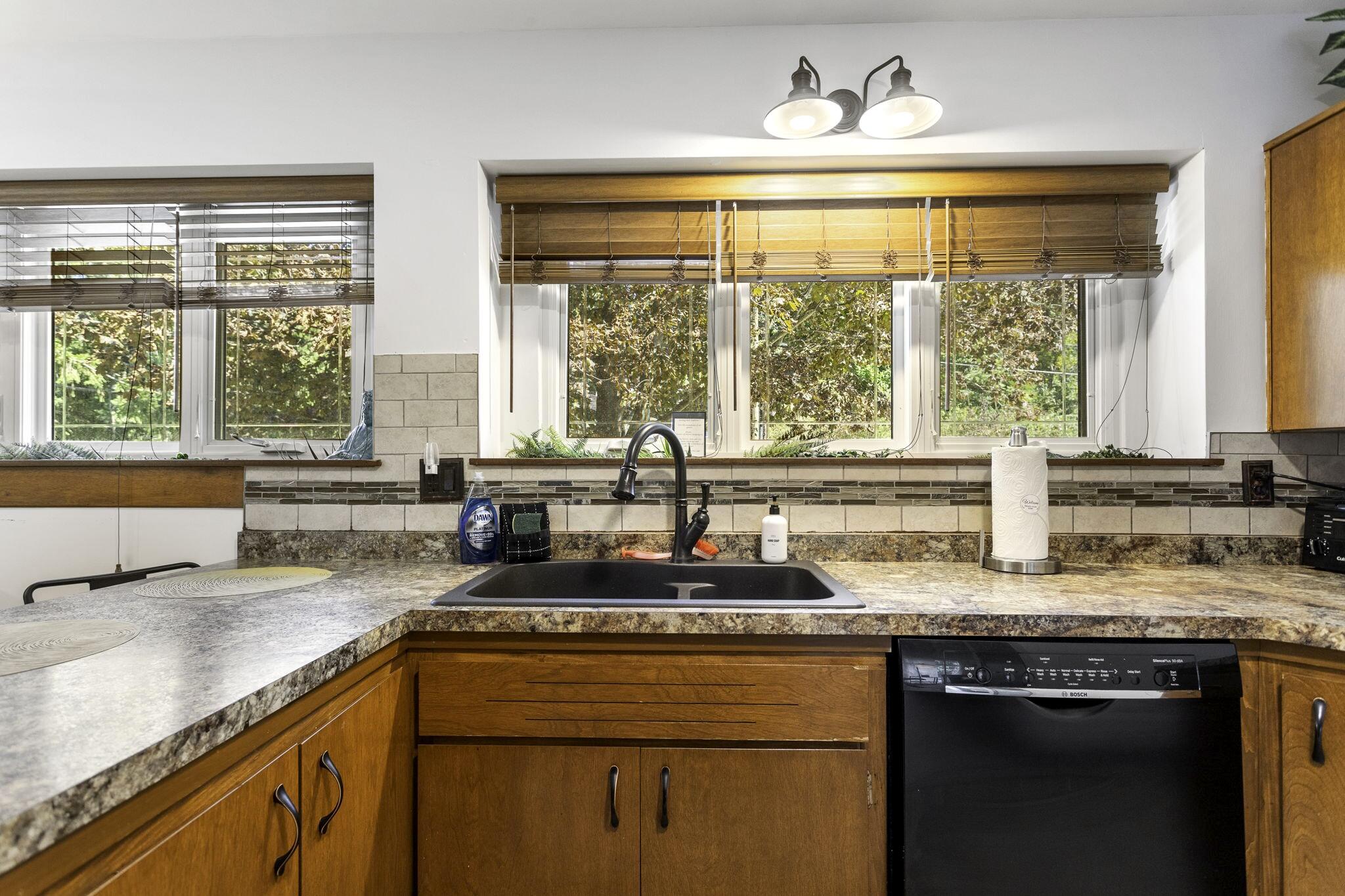 2878 W Bundy Road Coloma MI 49038