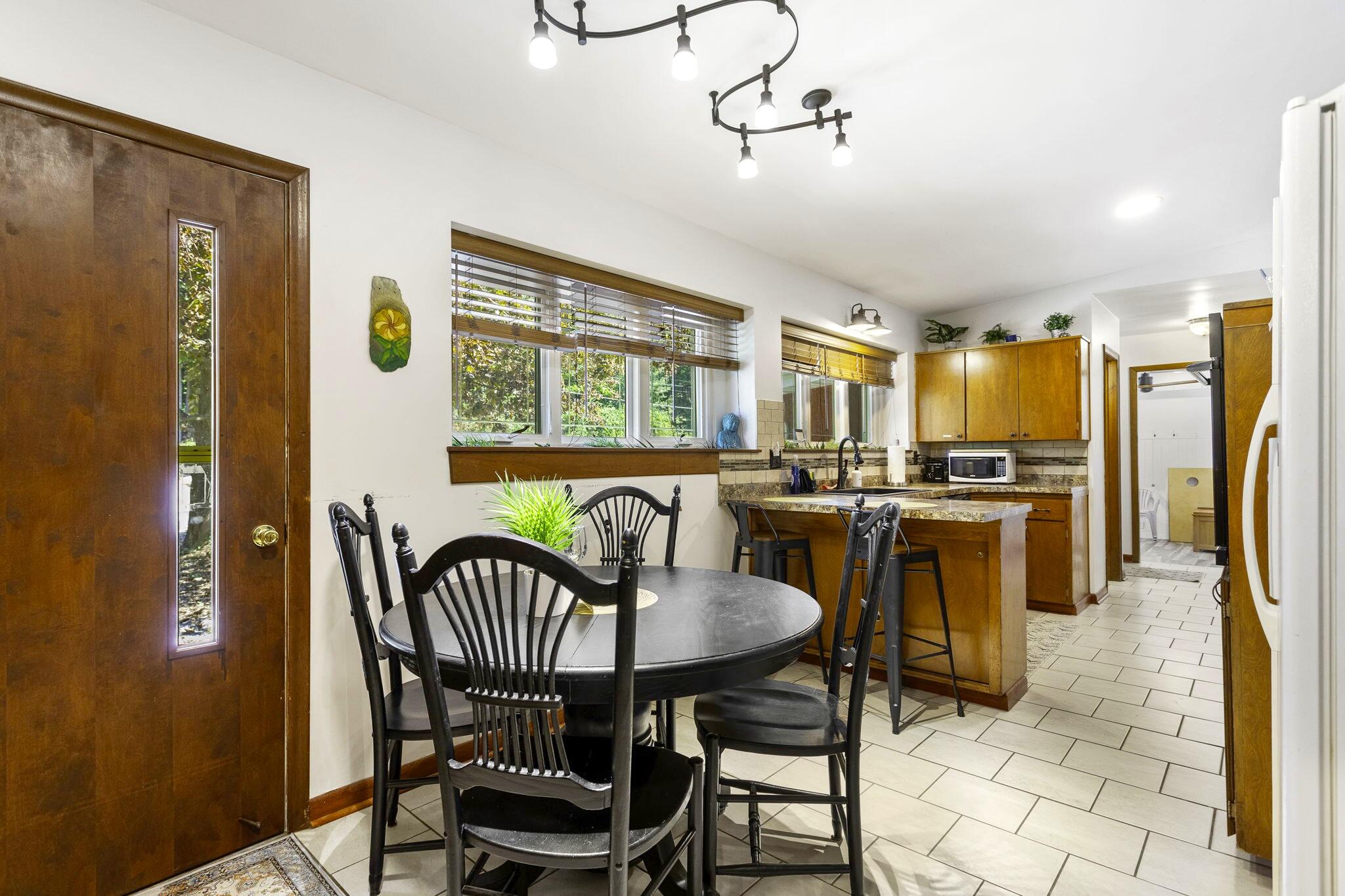 2878 W Bundy Road Coloma MI 49038