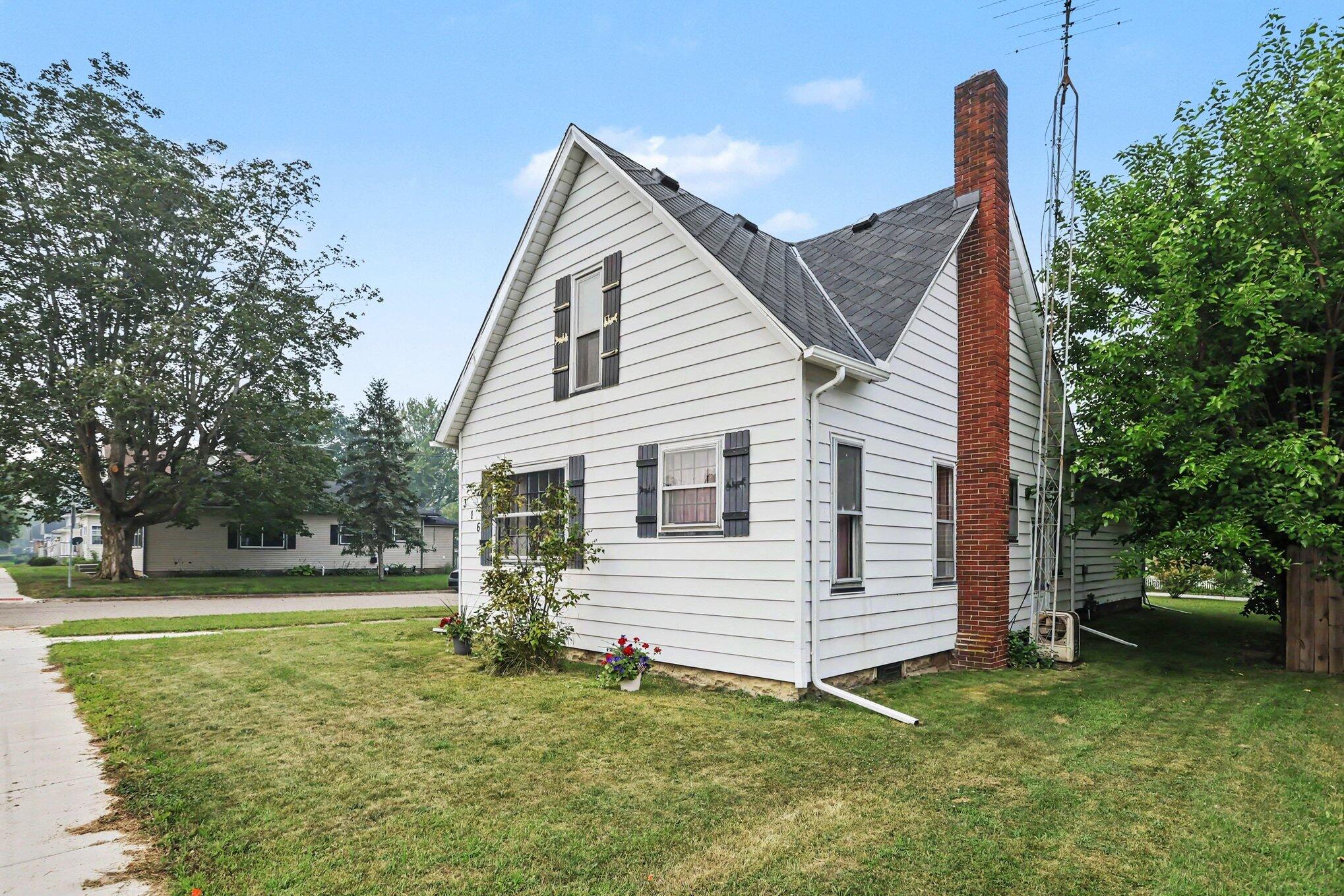 316 Magnolia Street Three Oaks MI 49128