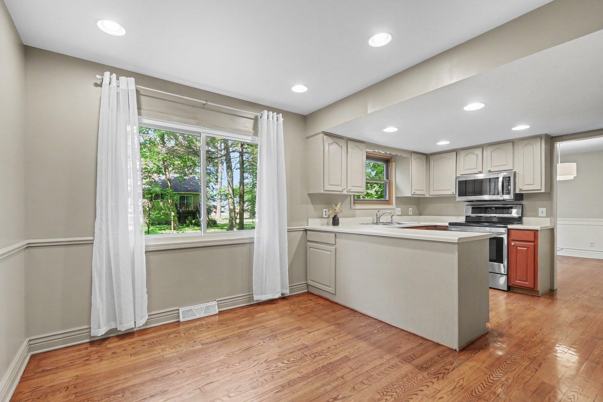 1365 Seminole Drive Holland MI 49424