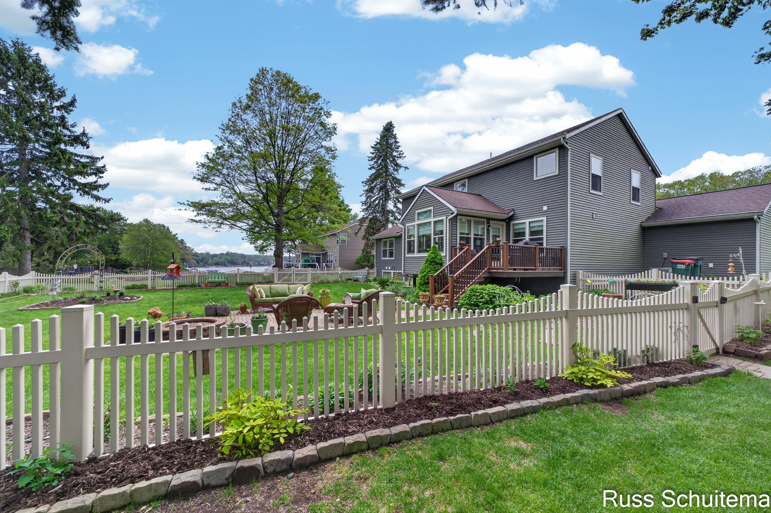 3924 Harbor Breeze Drive Muskegon MI 49441