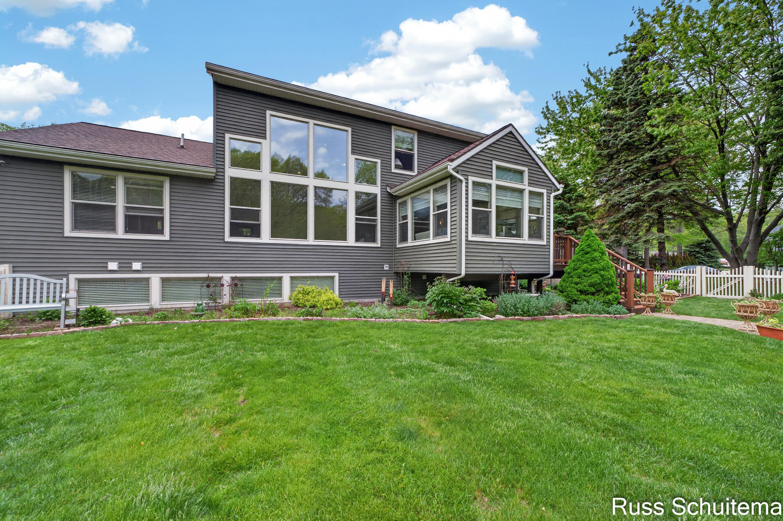 3924 Harbor Breeze Drive Muskegon MI 49441