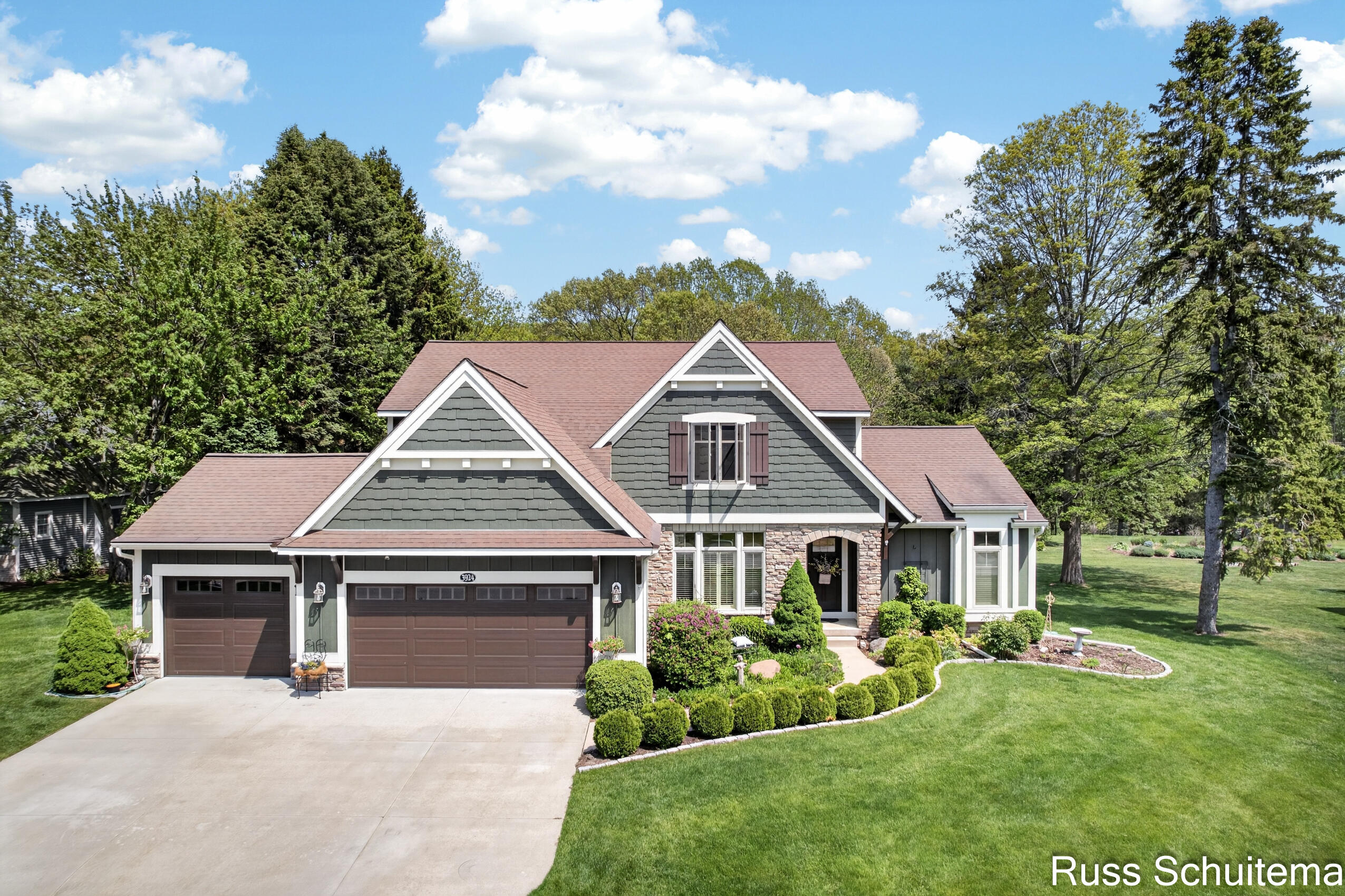 3924 Harbor Breeze Drive Muskegon MI 49441