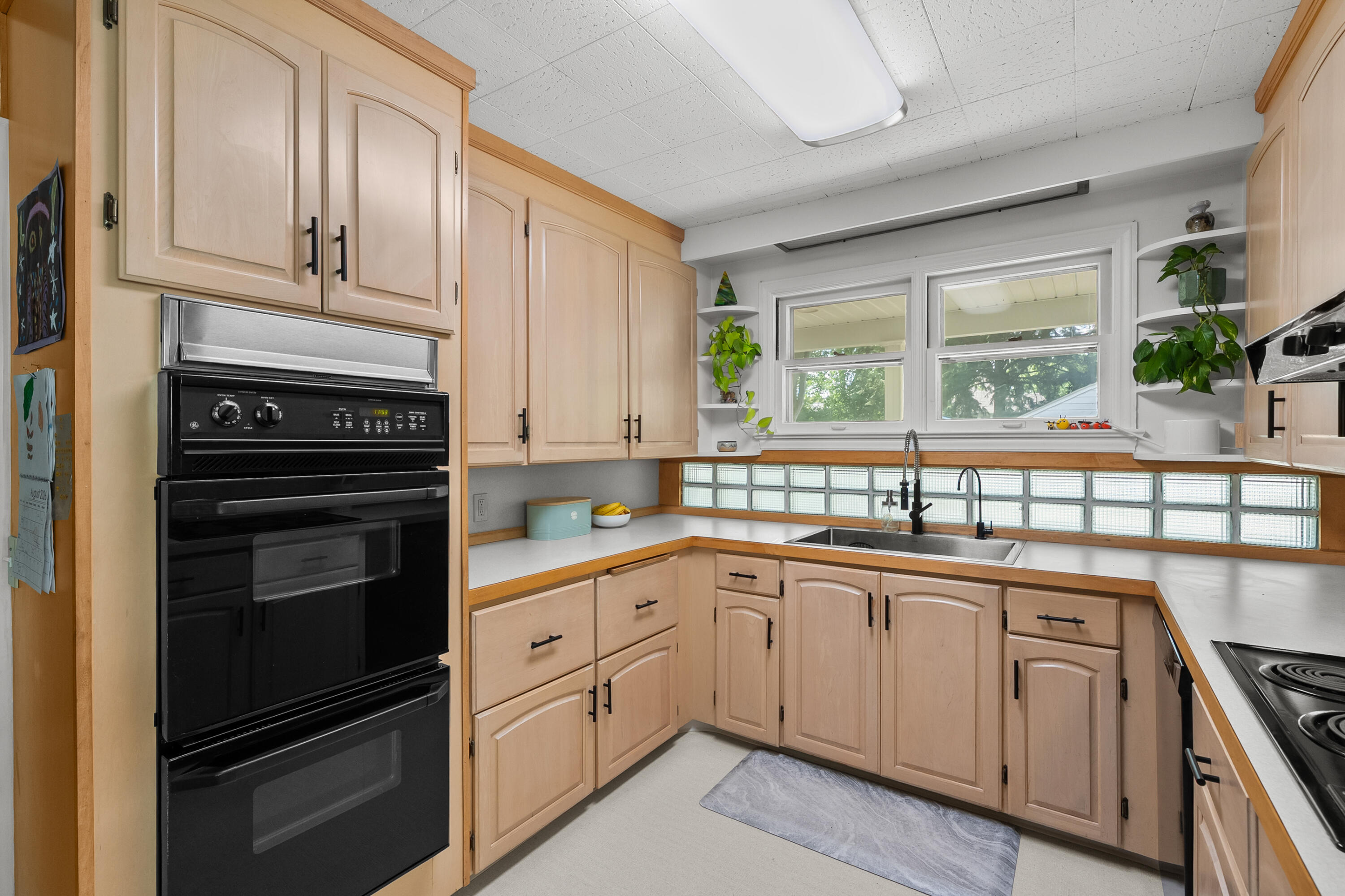 601 Edgemoor Avenue Kalamazoo MI 49008