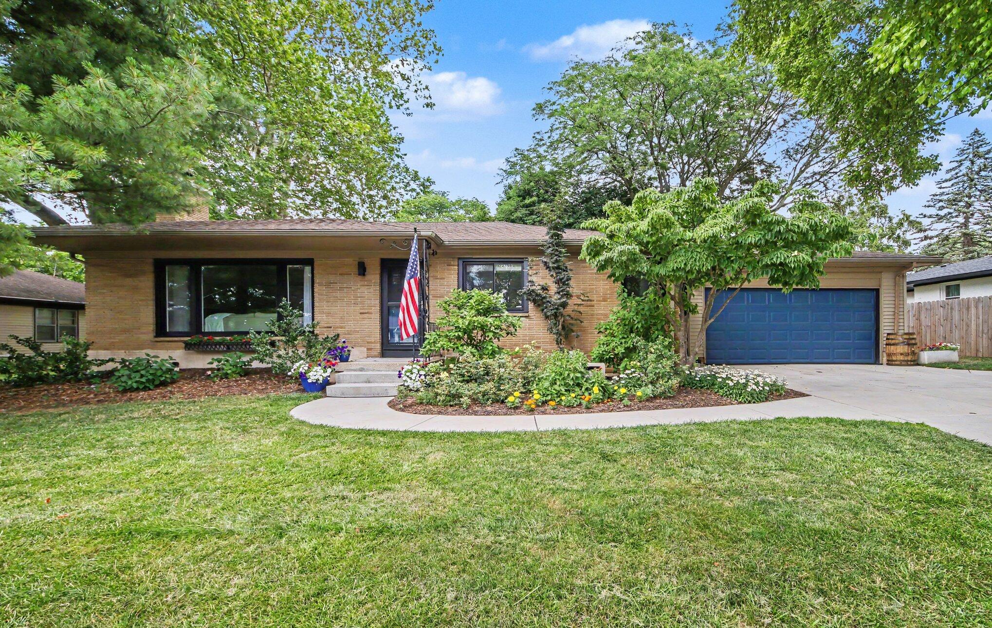 1845 Burton Street SE Grand Rapids MI 49506