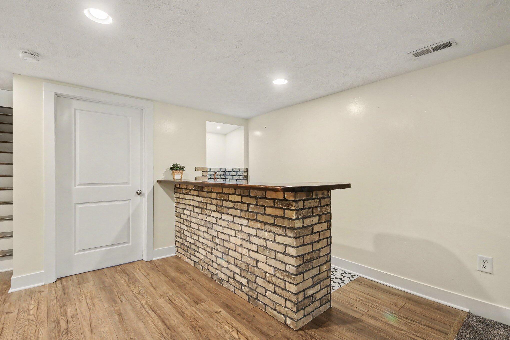 1845 Burton Street SE Grand Rapids MI 49506