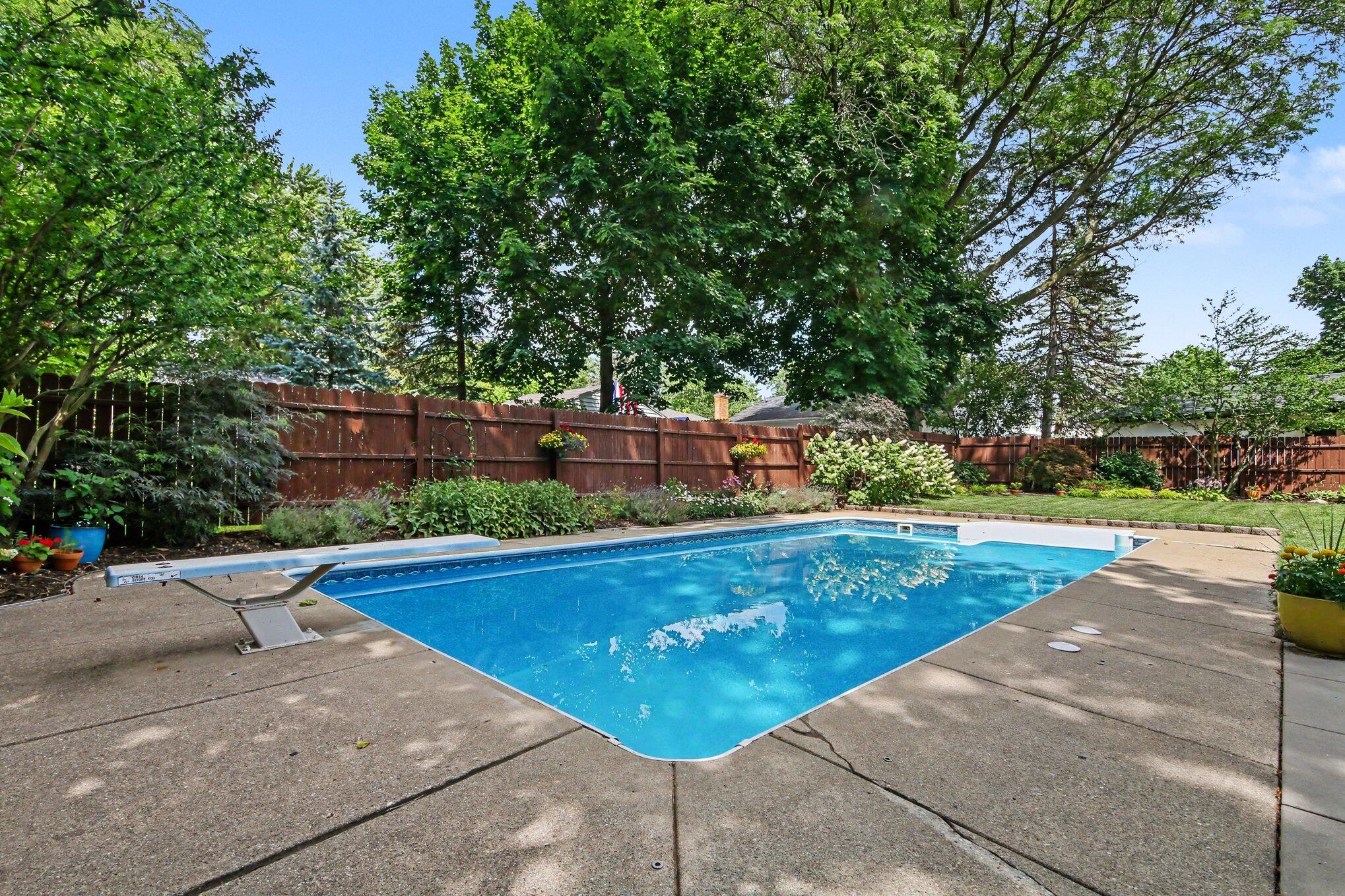 1845 Burton Street SE Grand Rapids MI 49506