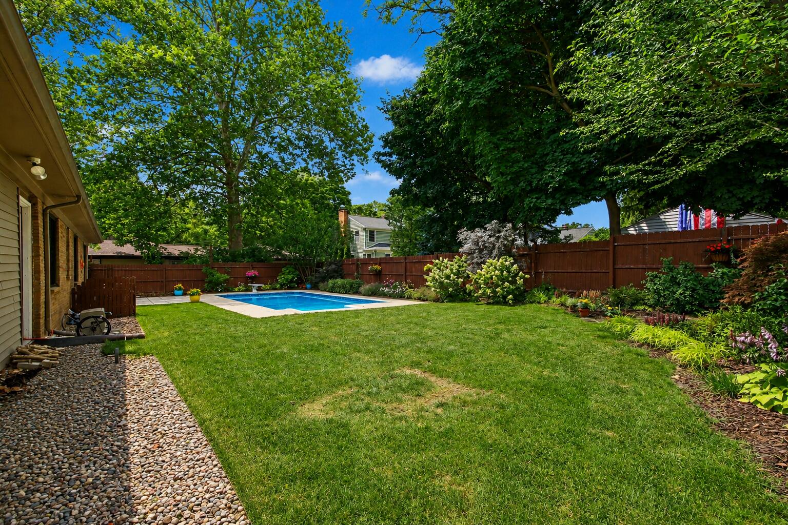 1845 Burton Street SE Grand Rapids MI 49506